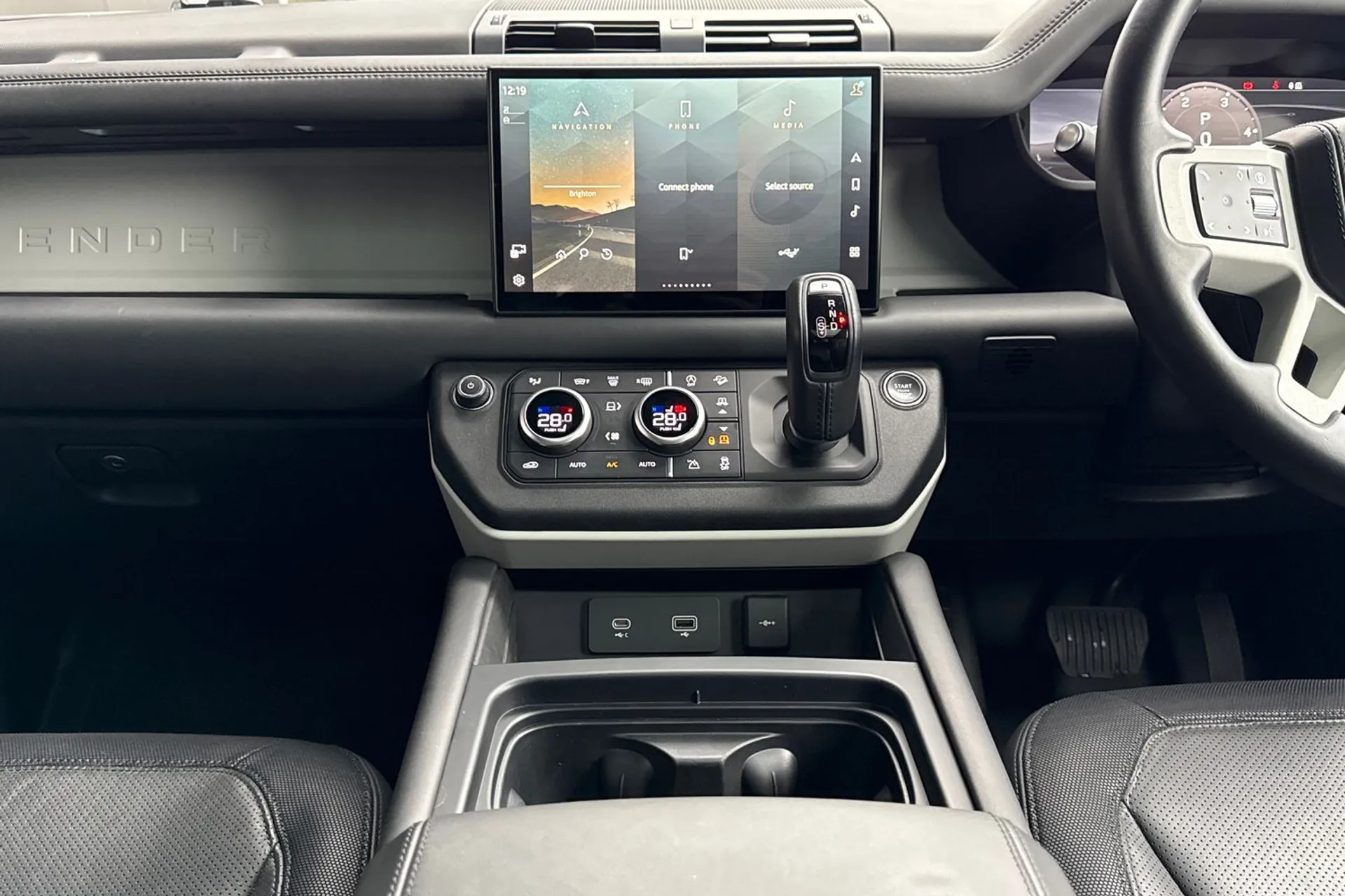 LAND ROVER DEFENDER thumbnail image number 34