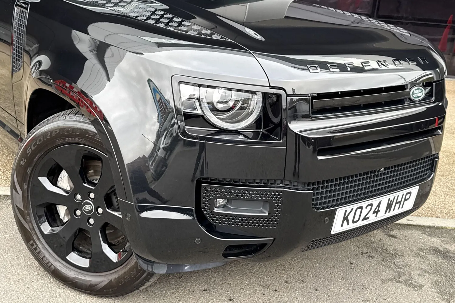 LAND ROVER DEFENDER thumbnail image number 19