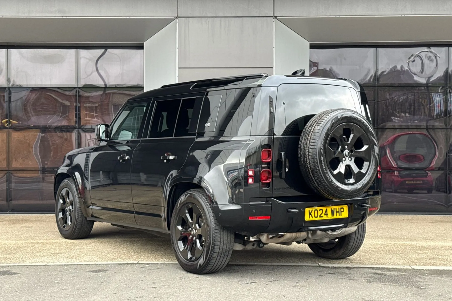 LAND ROVER DEFENDER thumbnail image number 10