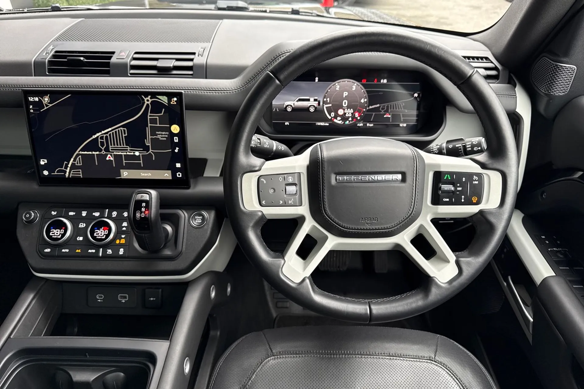 LAND ROVER DEFENDER thumbnail image number 33