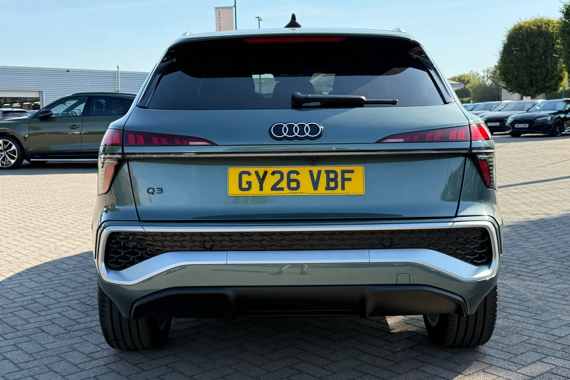 Audi Q3 thumbnail image number 39