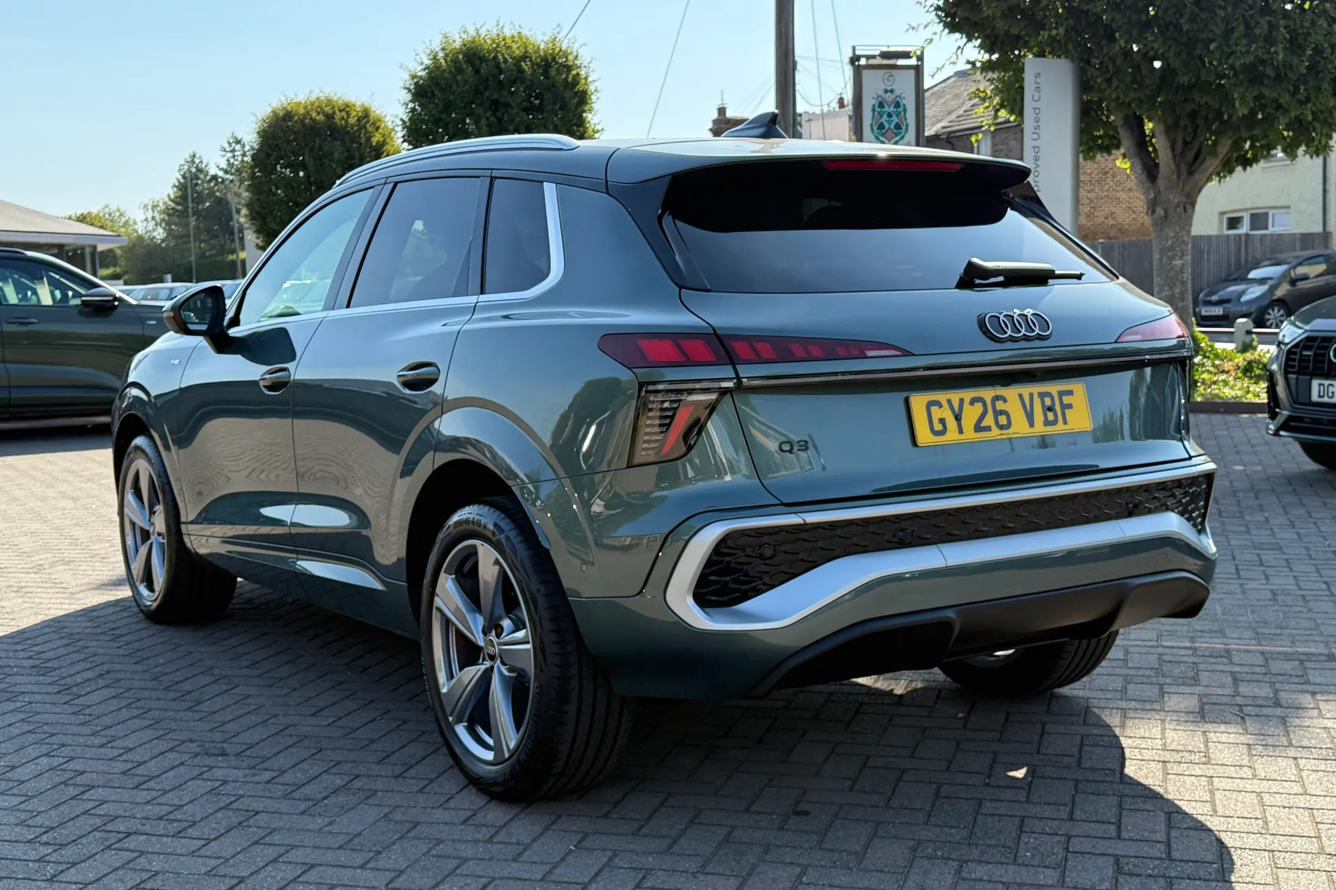 Audi Q3 thumbnail image number 40