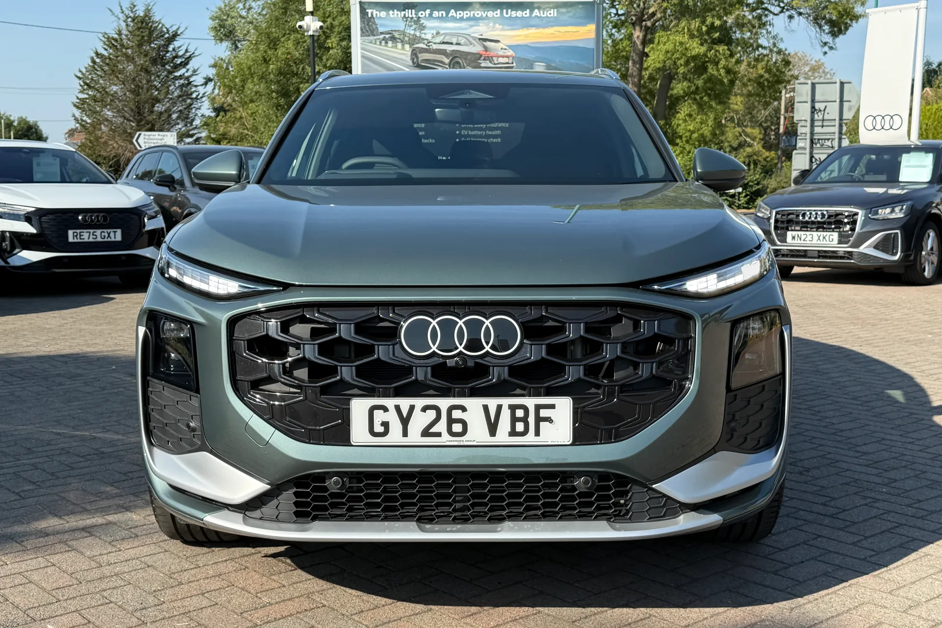 Audi Q3 thumbnail image number 31
