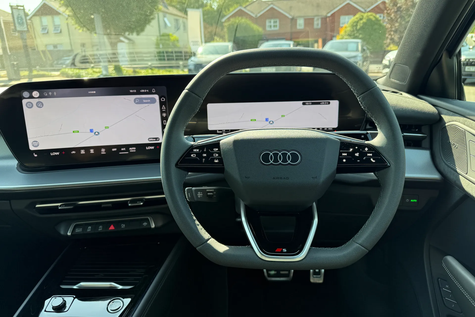 Audi Q3 thumbnail image number 6