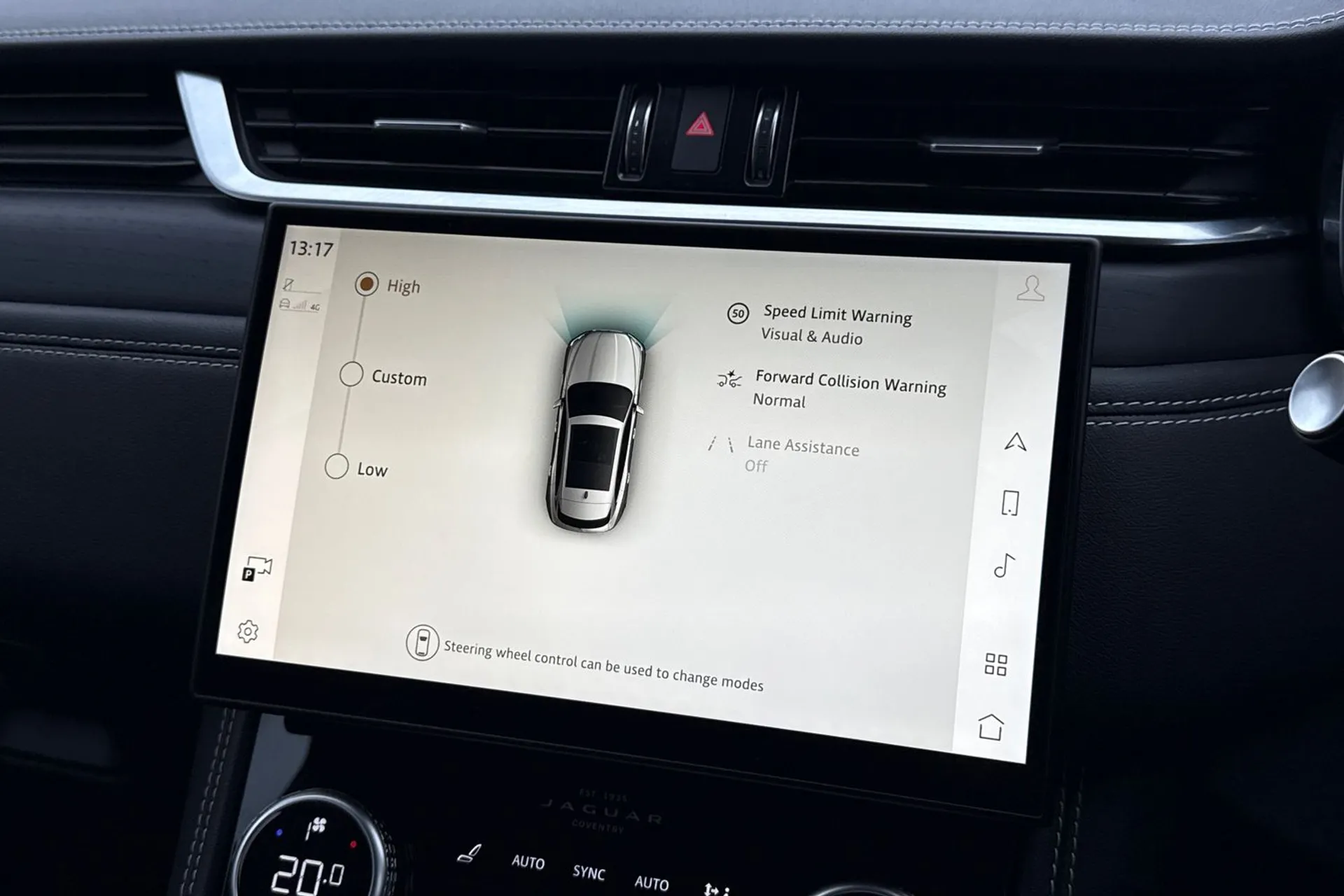 Jaguar F-PACE thumbnail image number 46