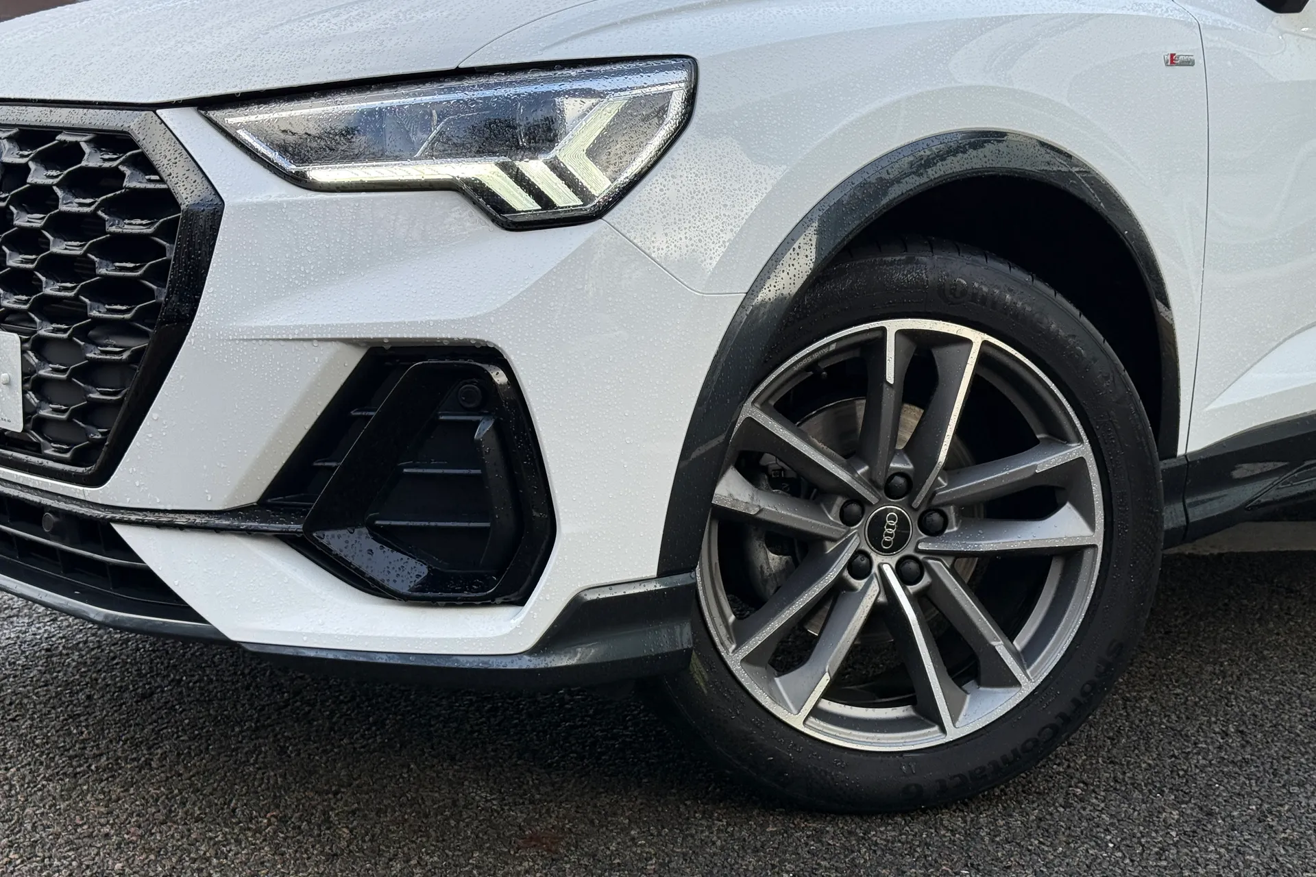 Audi Q3 thumbnail image number 51