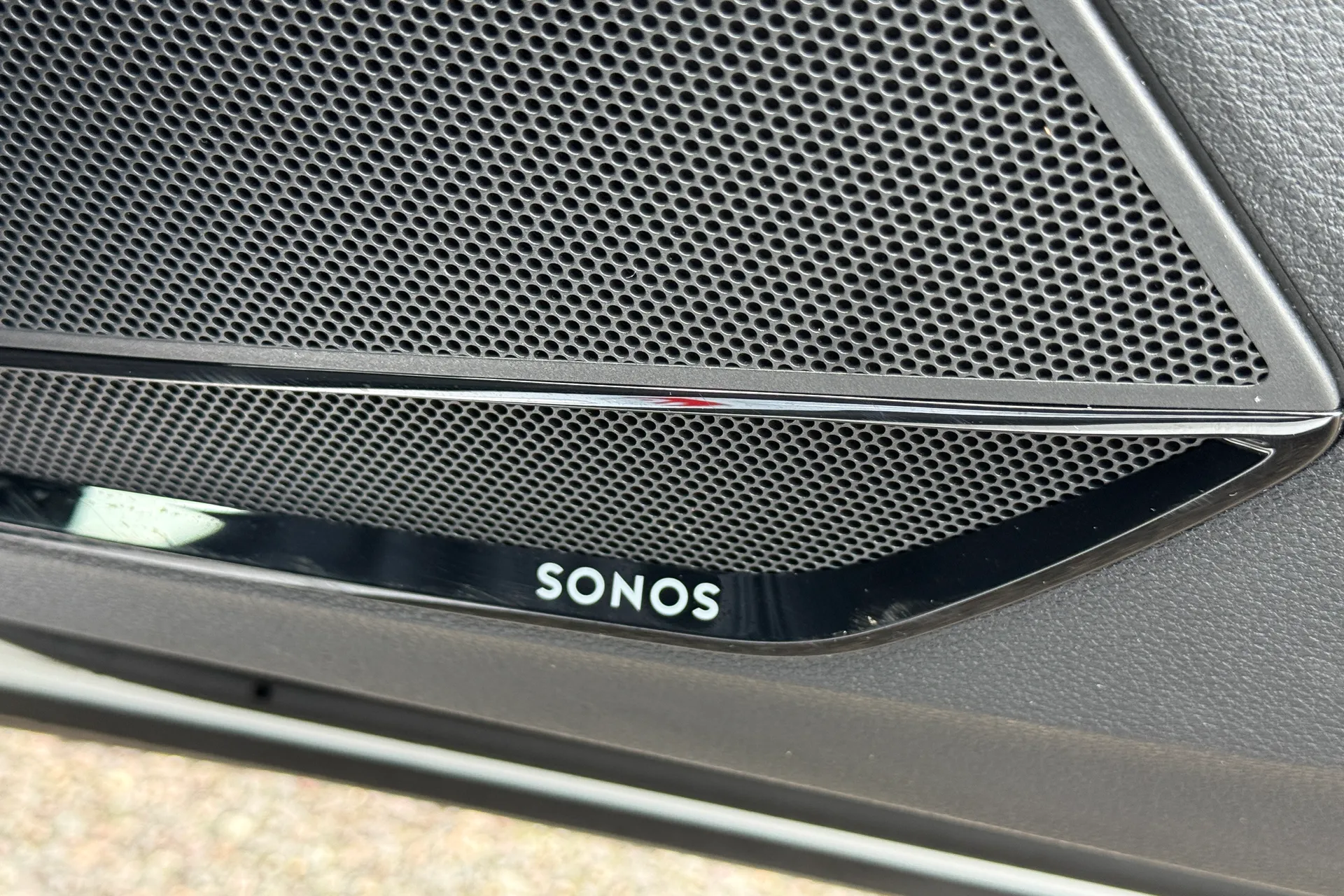 Audi Q3 thumbnail image number 21