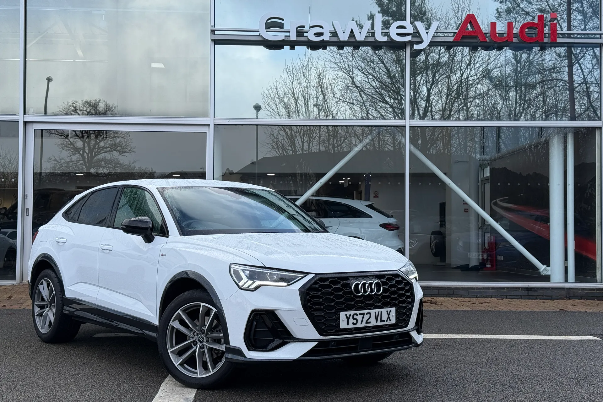 Audi Q3 focused image