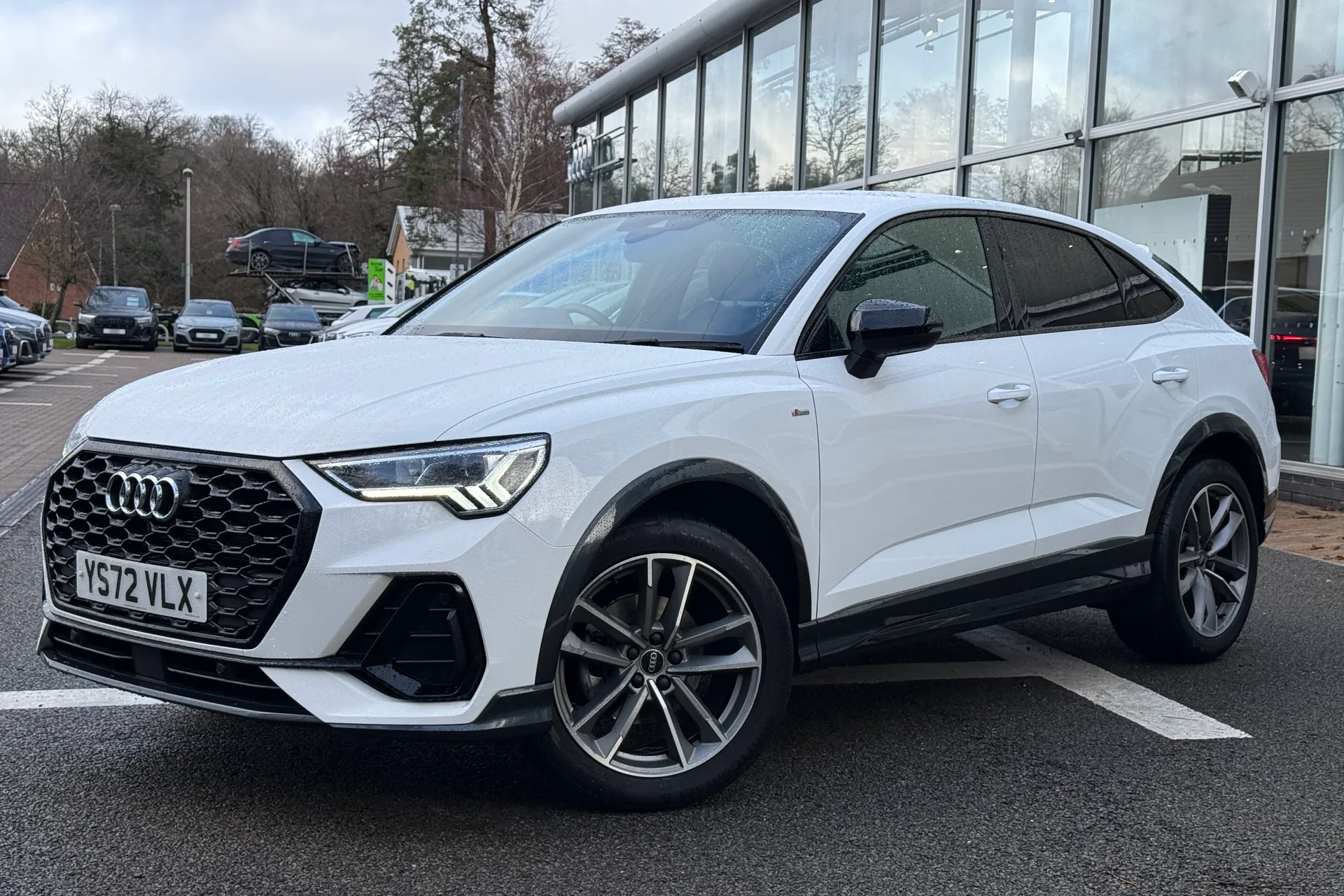 Audi Q3 thumbnail image number 50
