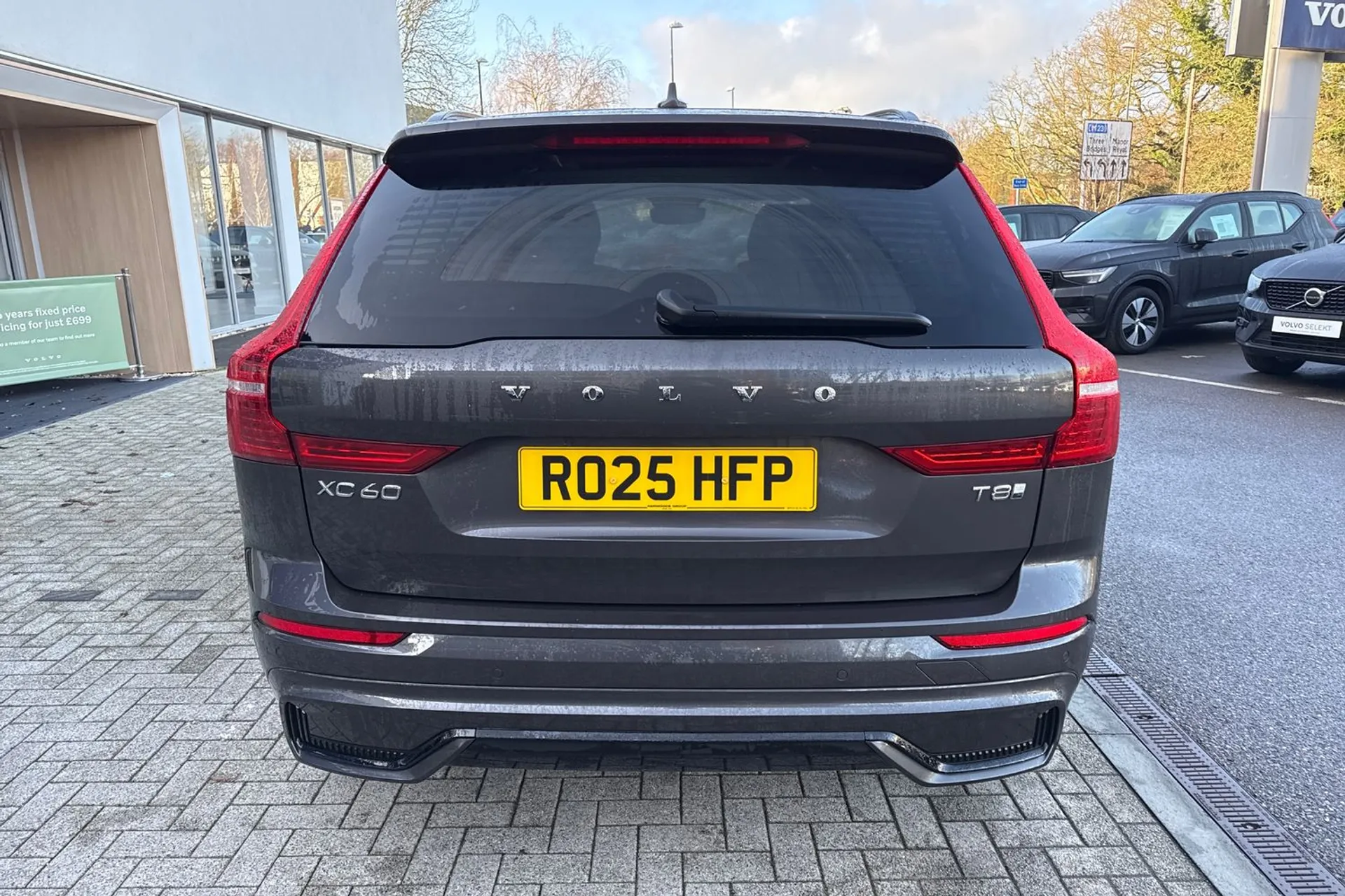 Volvo XC60 thumbnail image number 9