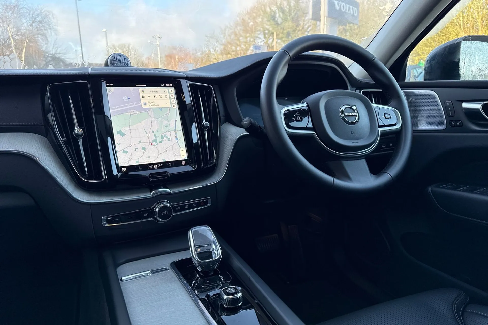 Volvo XC60 thumbnail image number 35