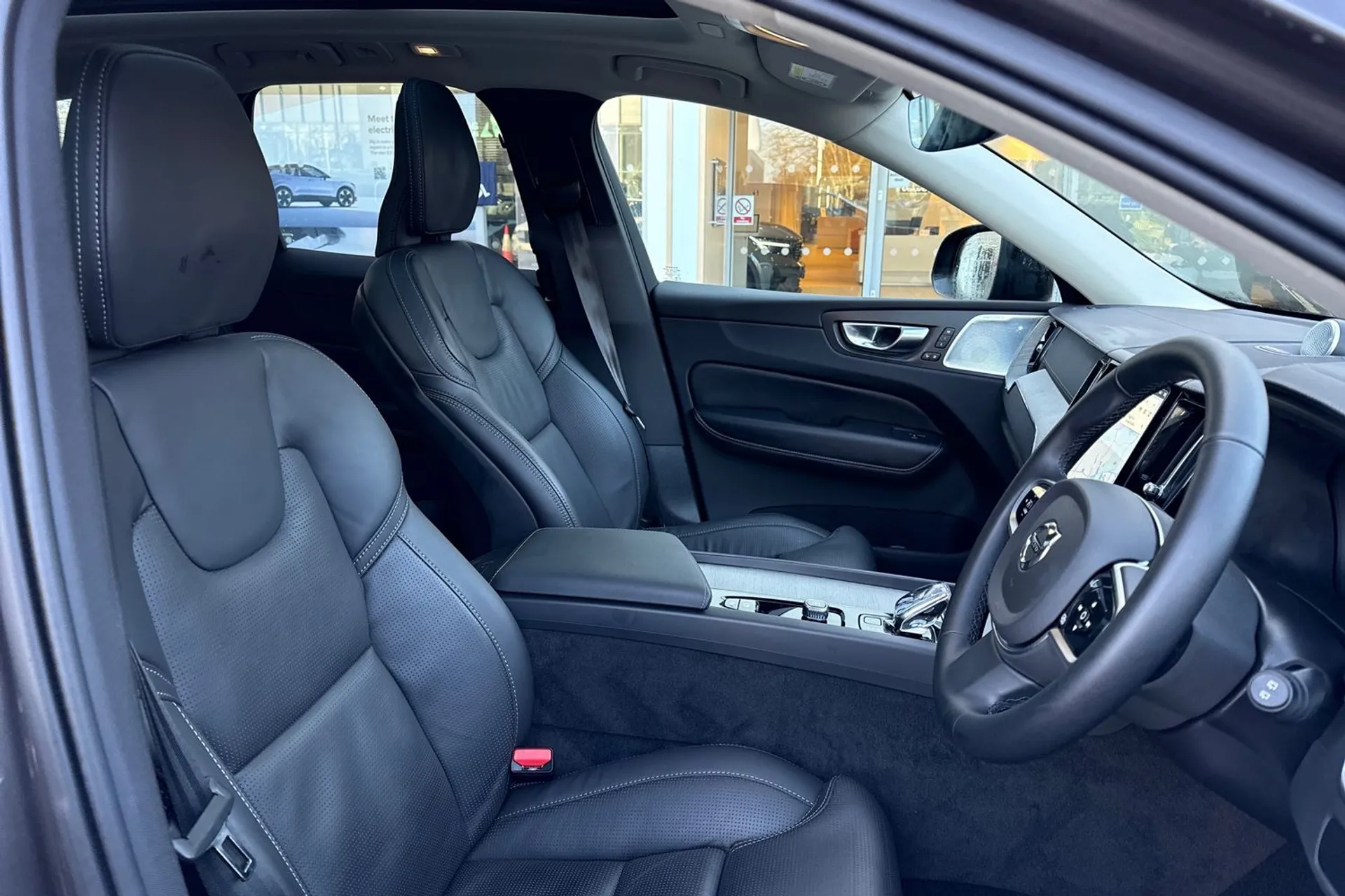 Volvo XC60 thumbnail image number 26