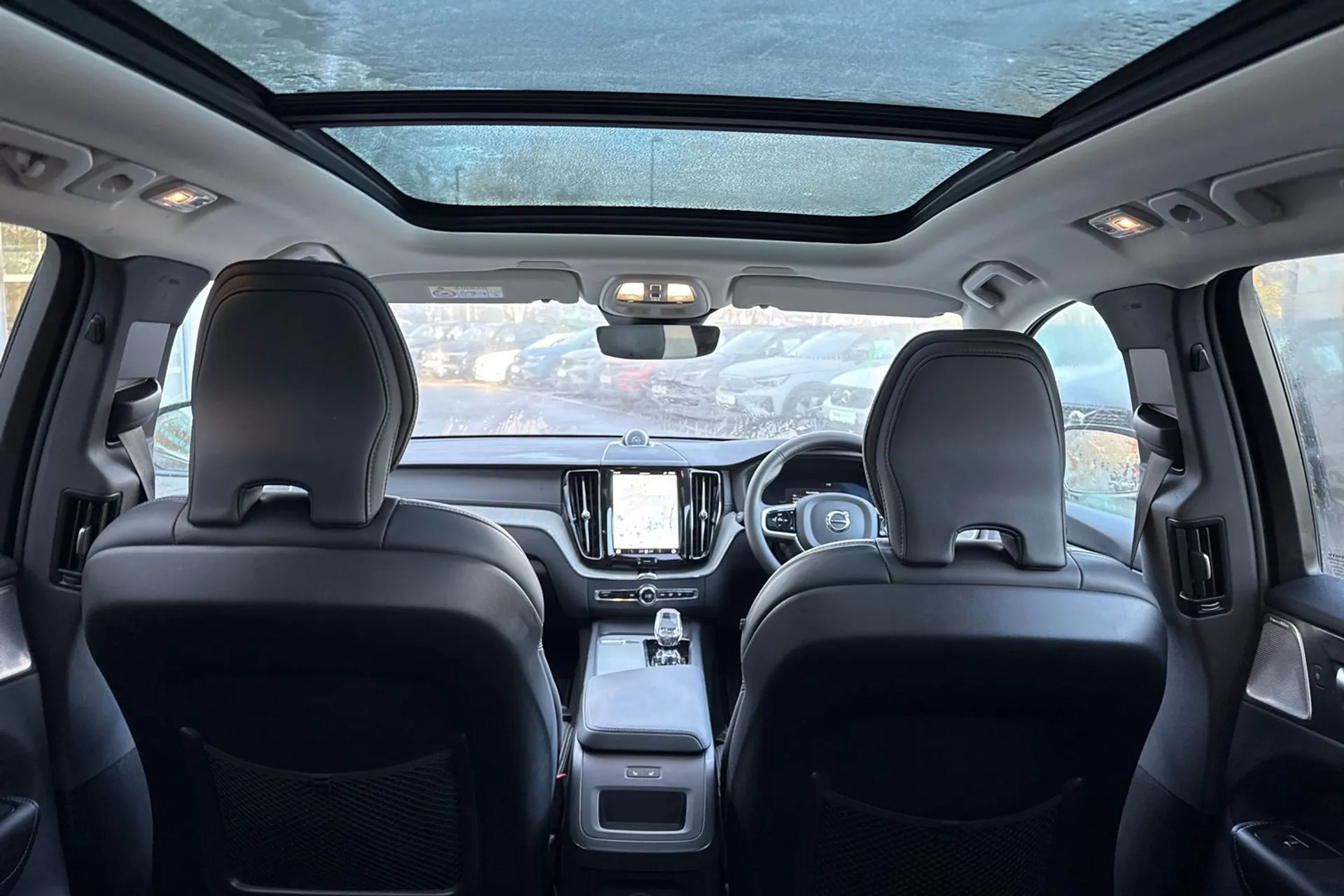 Volvo XC60 thumbnail image number 22