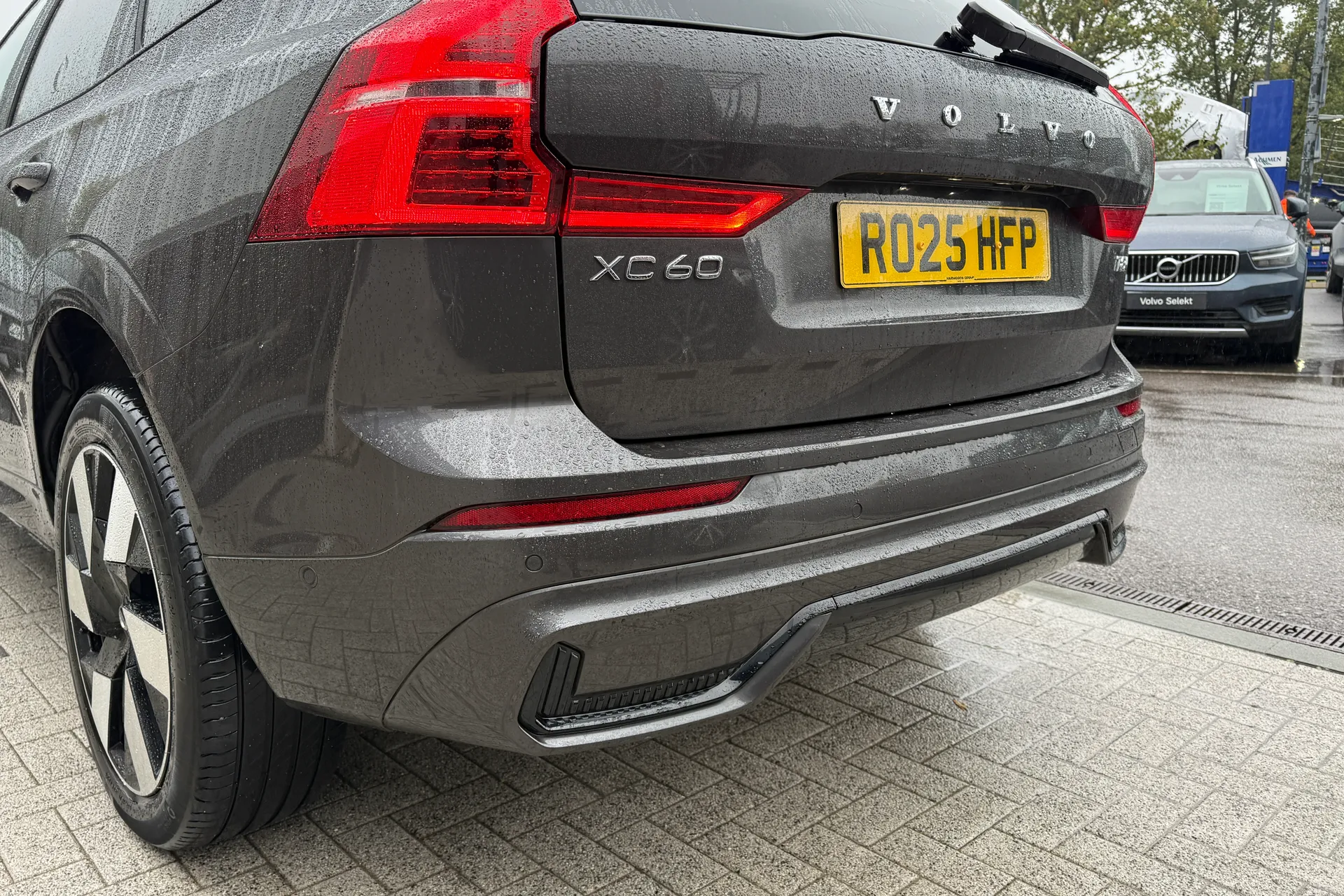 Volvo XC60 thumbnail image number 15