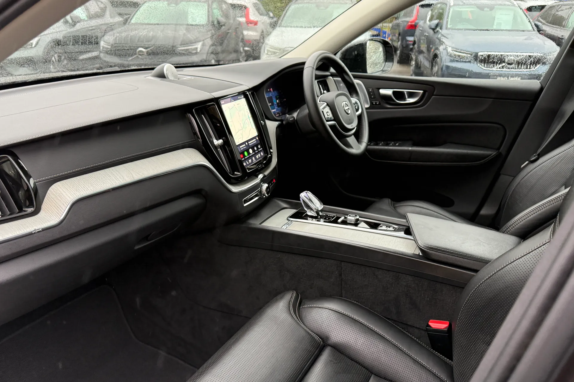 Volvo XC60 thumbnail image number 24