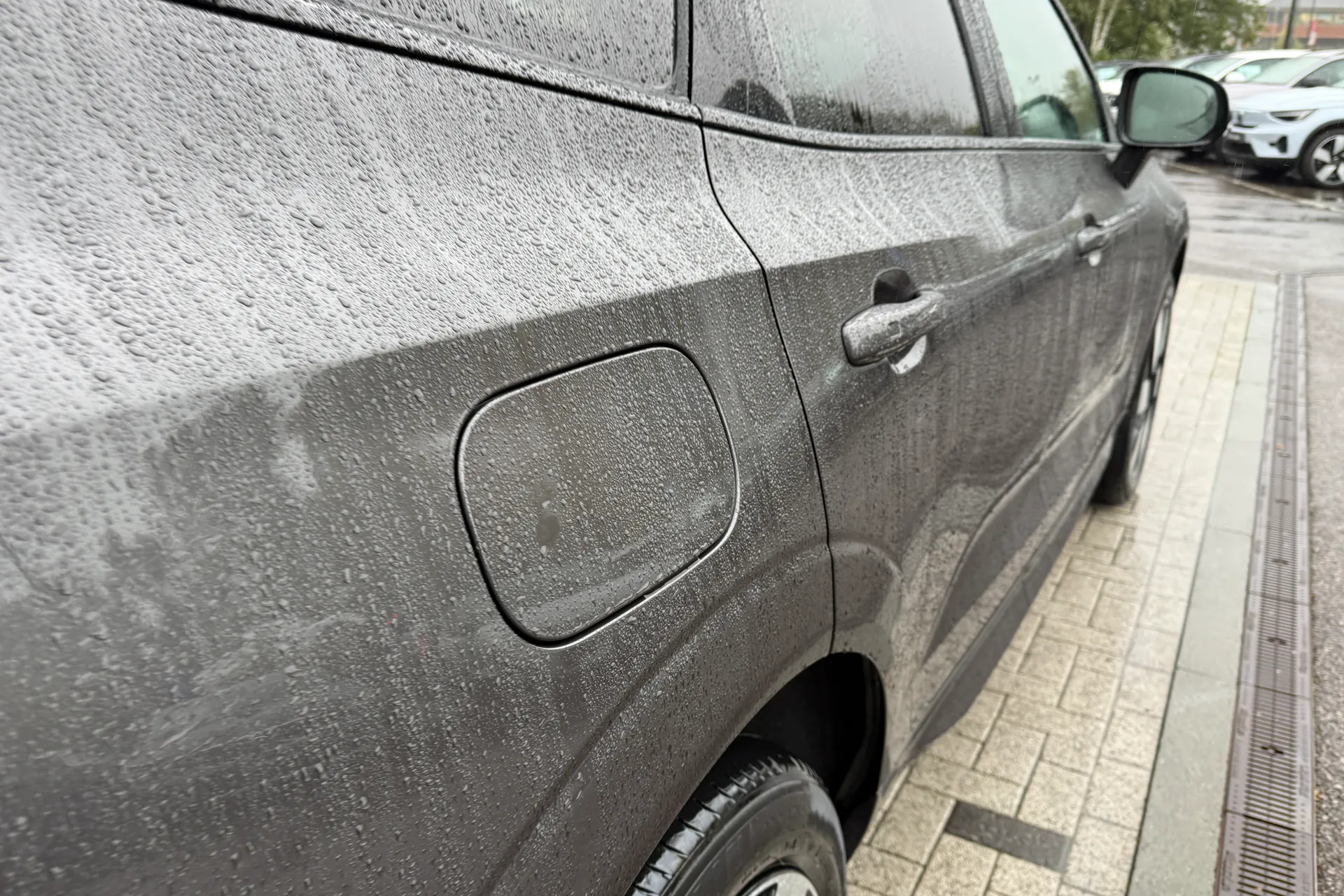 Volvo XC60 thumbnail image number 12