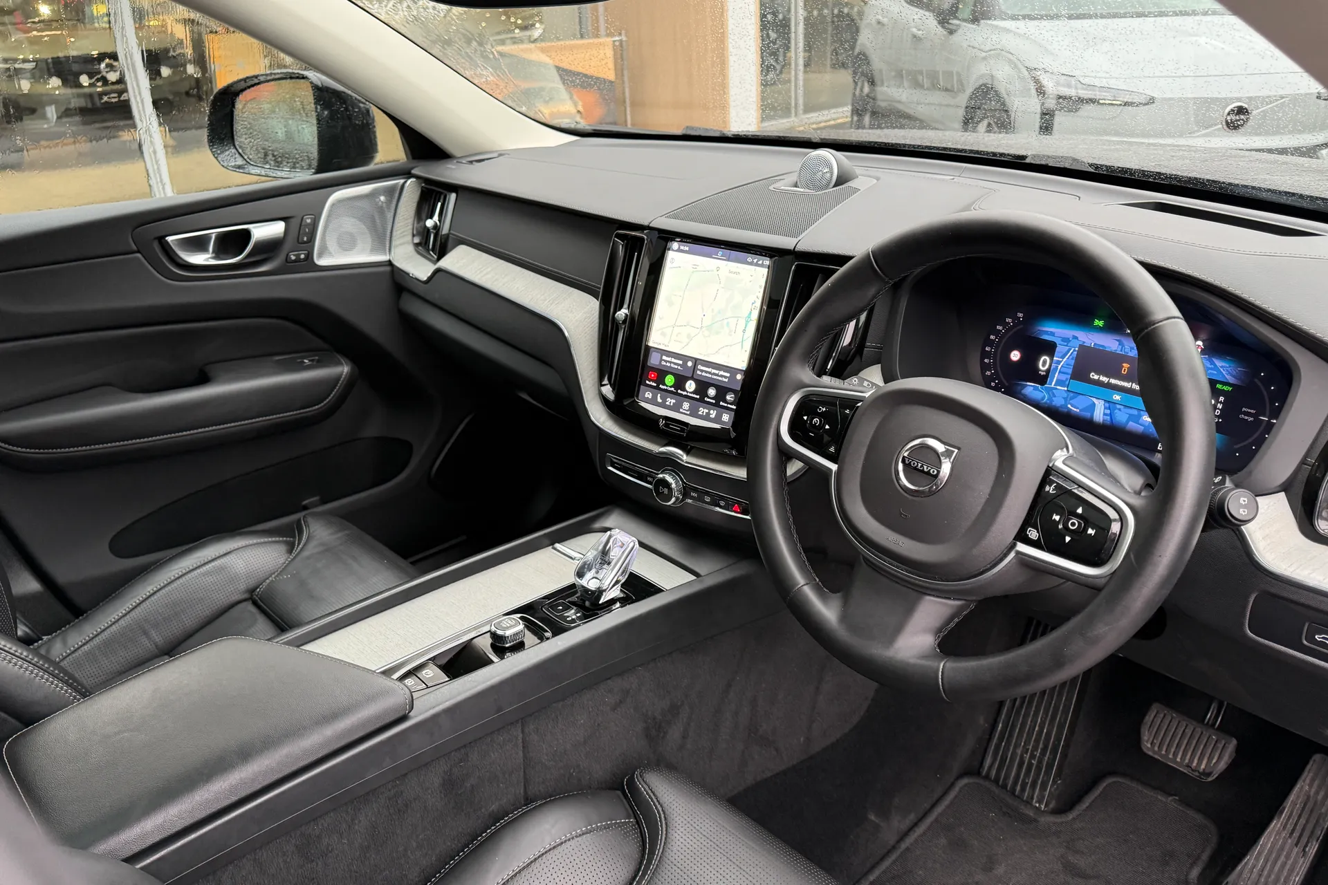Volvo XC60 thumbnail image number 22