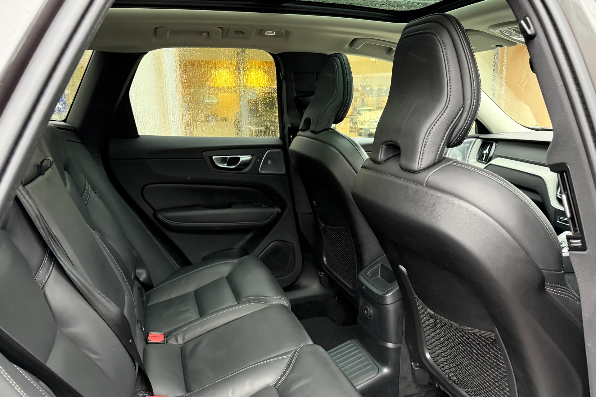 Volvo XC60 thumbnail image number 19