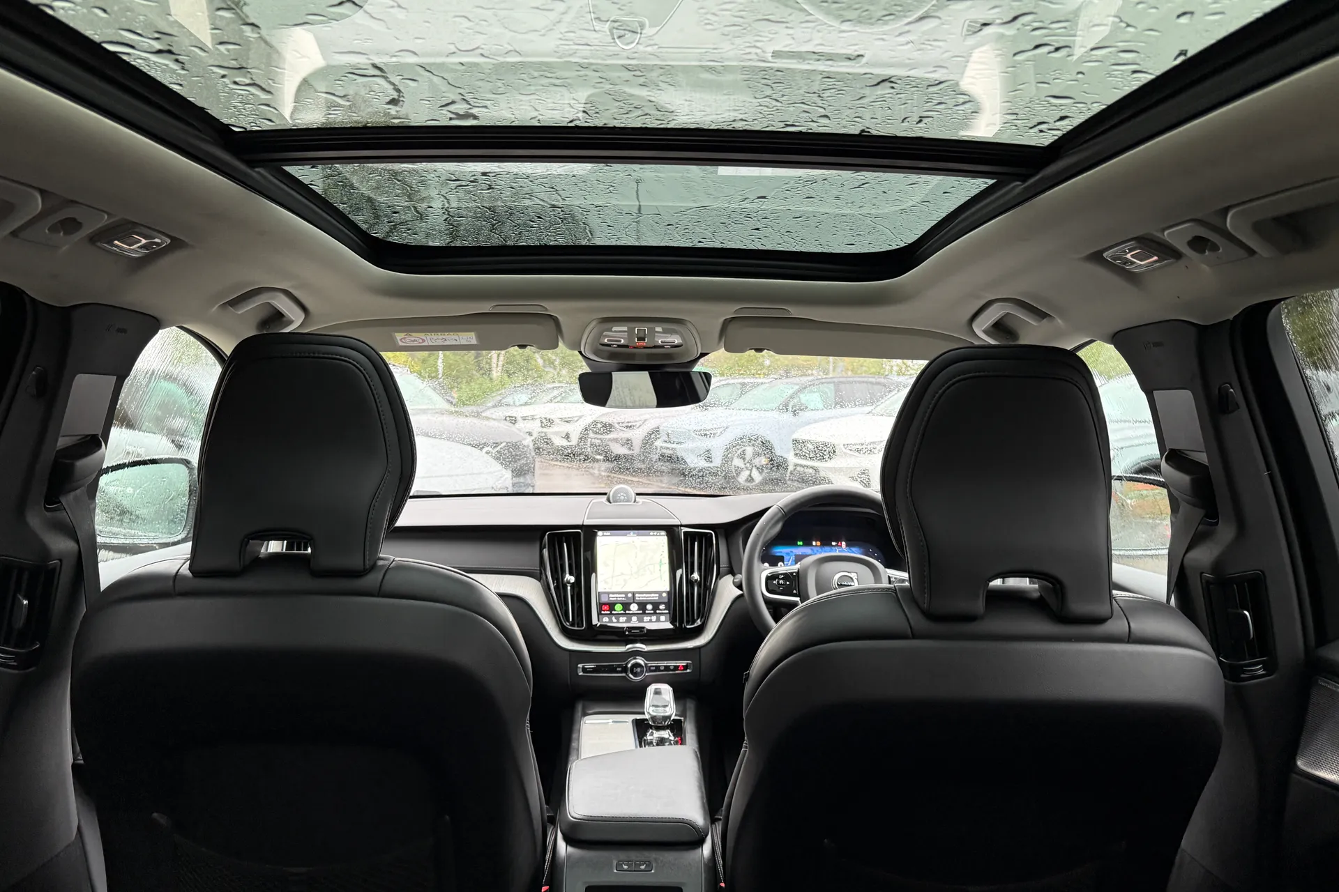 Volvo XC60 thumbnail image number 18