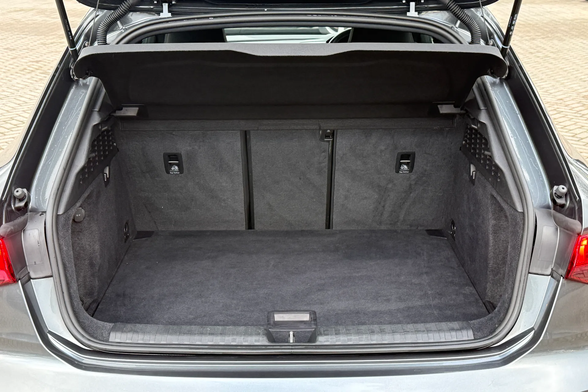 Audi A3 thumbnail image number 31