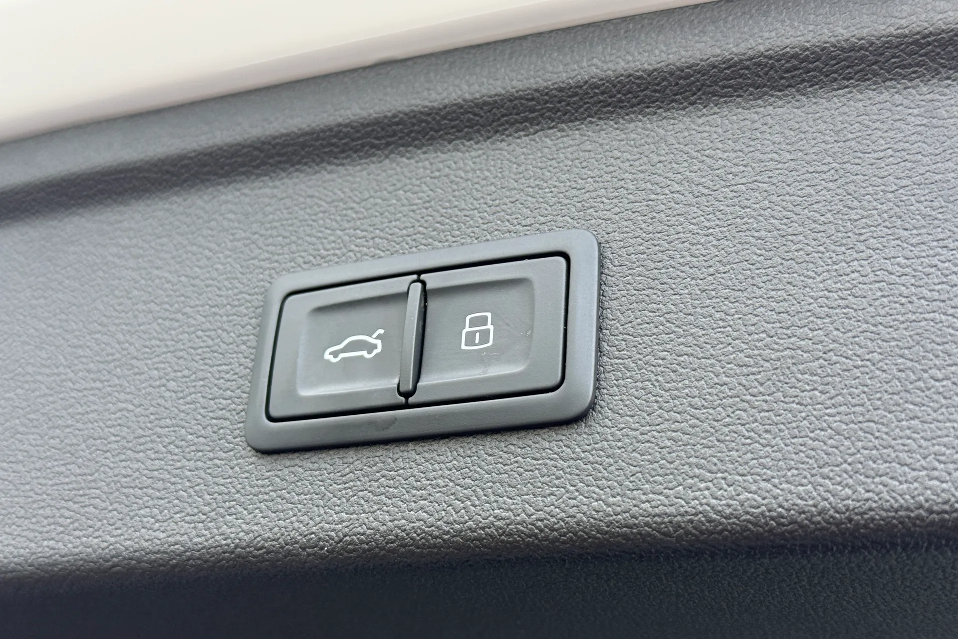 Audi A3 thumbnail image number 45