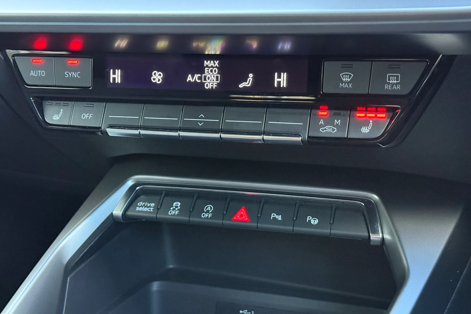 Audi A3 thumbnail image number 10