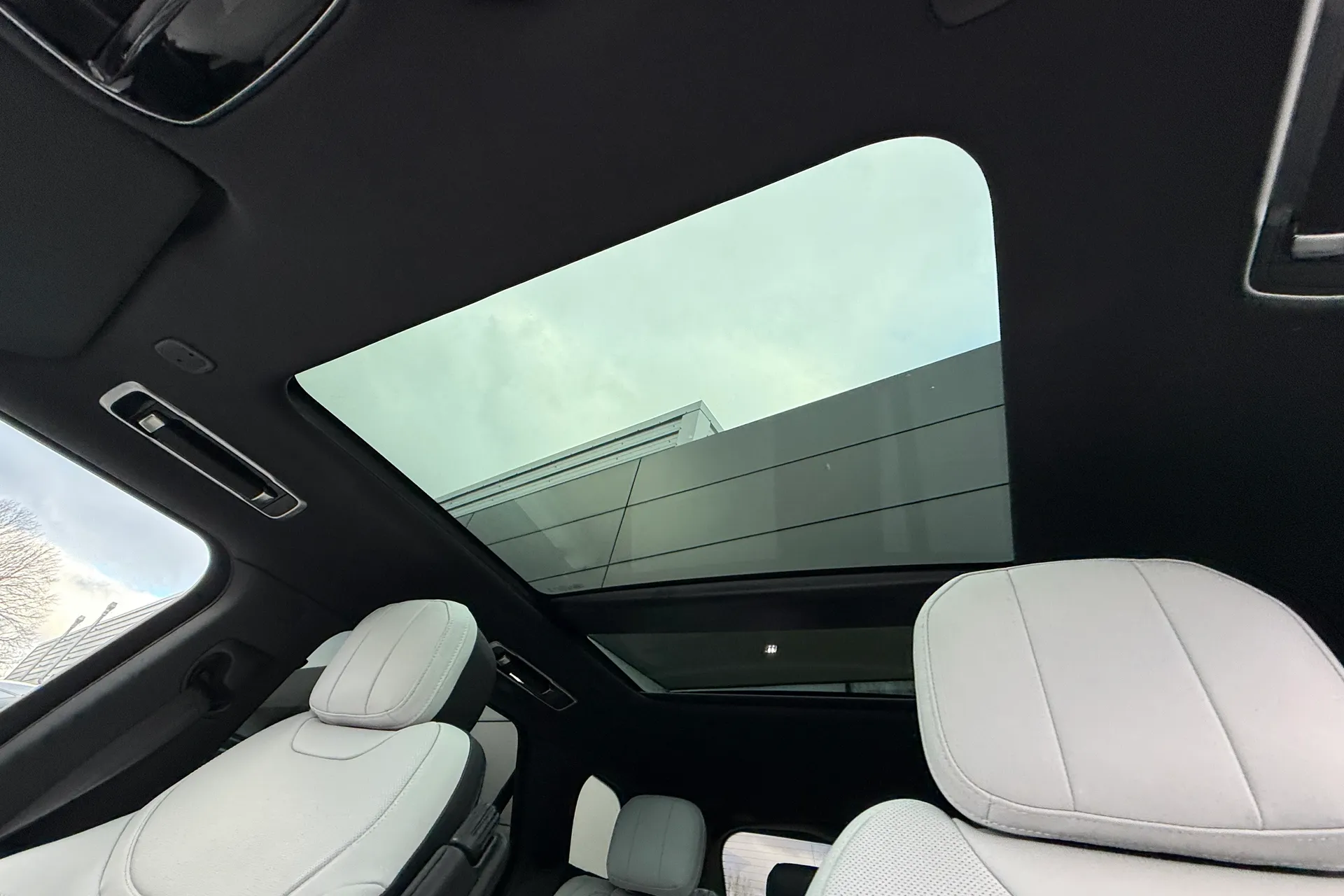 LAND ROVER RANGE ROVER SPORT thumbnail image number 5