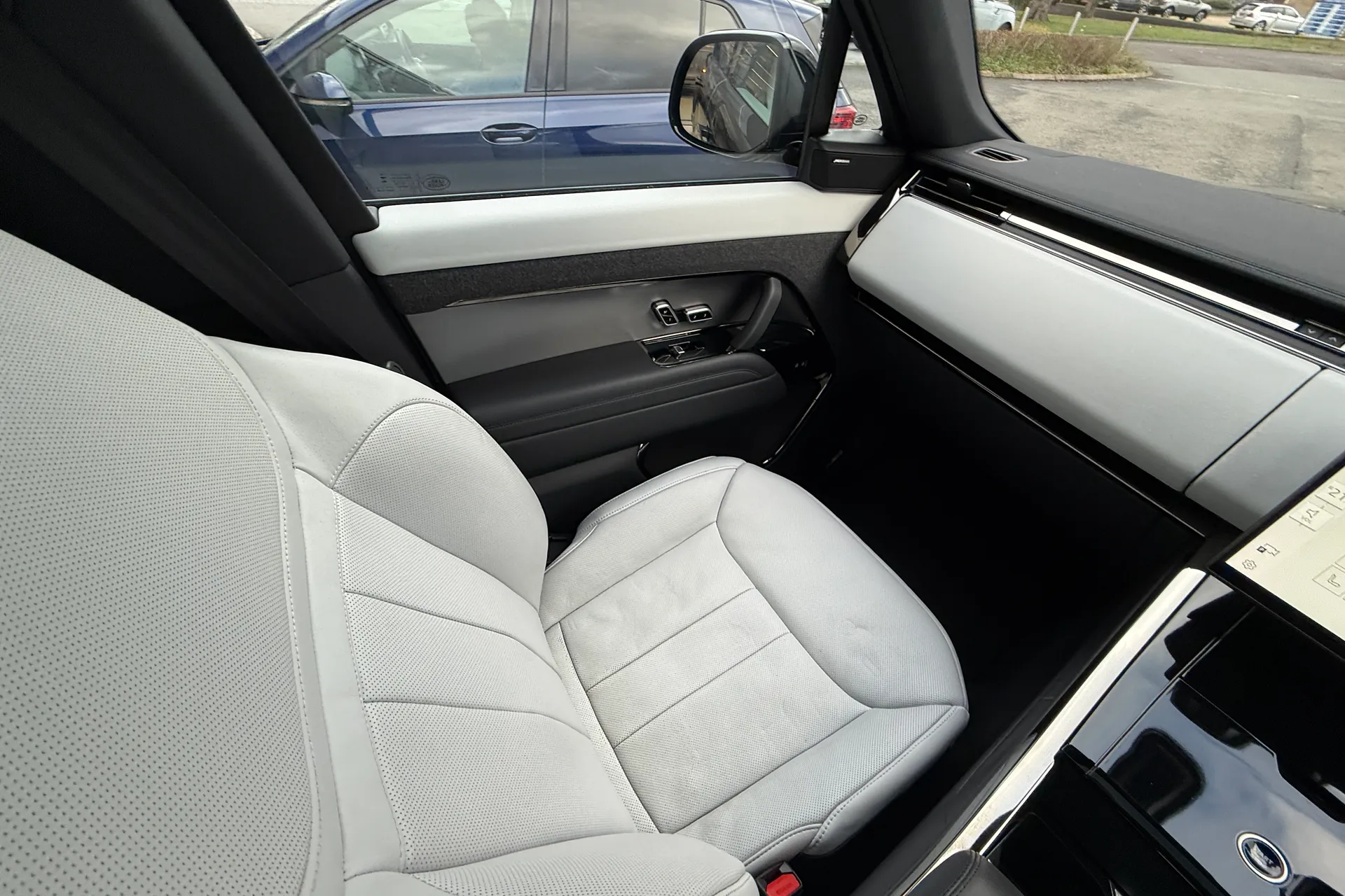 LAND ROVER RANGE ROVER SPORT thumbnail image number 12