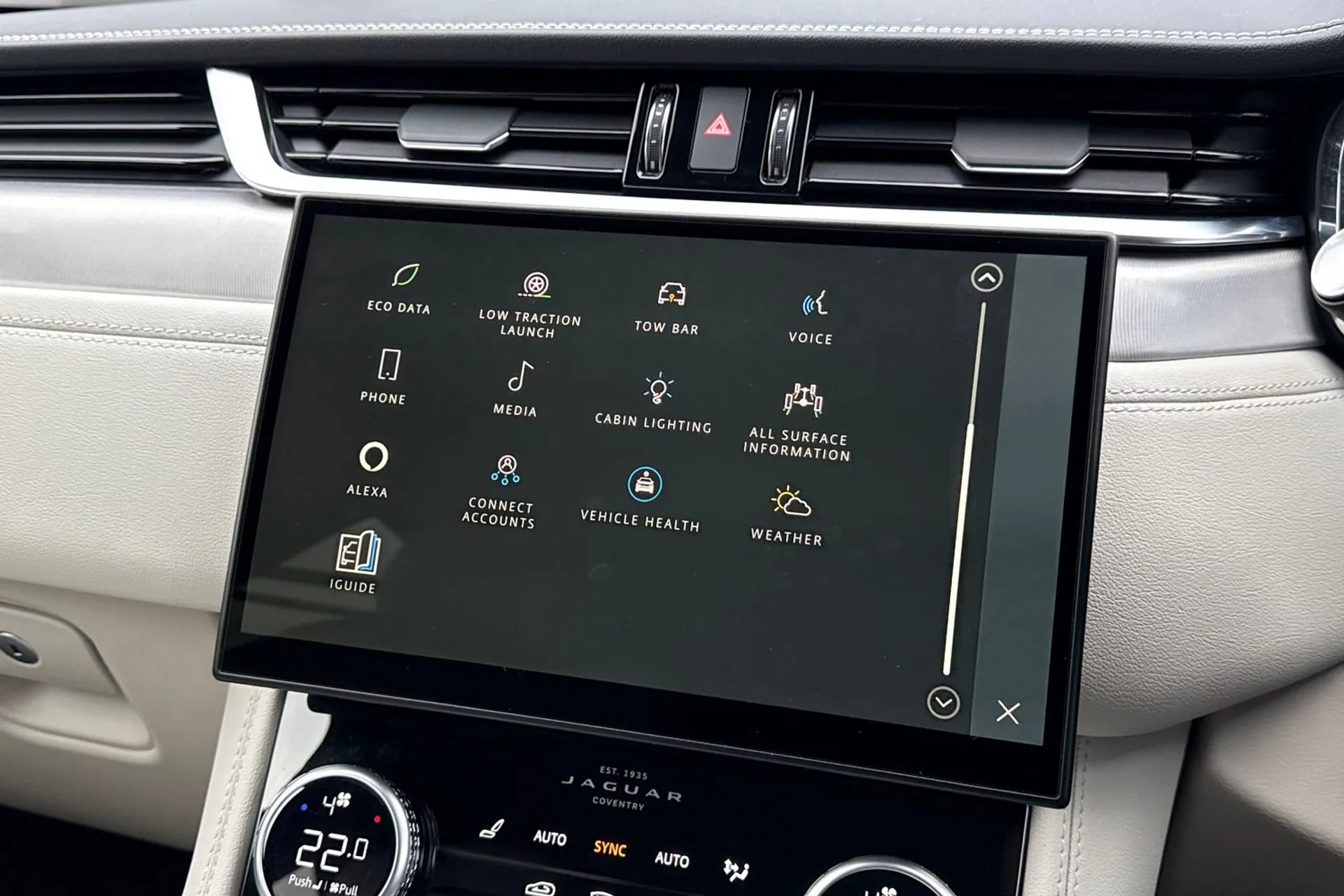 Jaguar F-PACE thumbnail image number 58