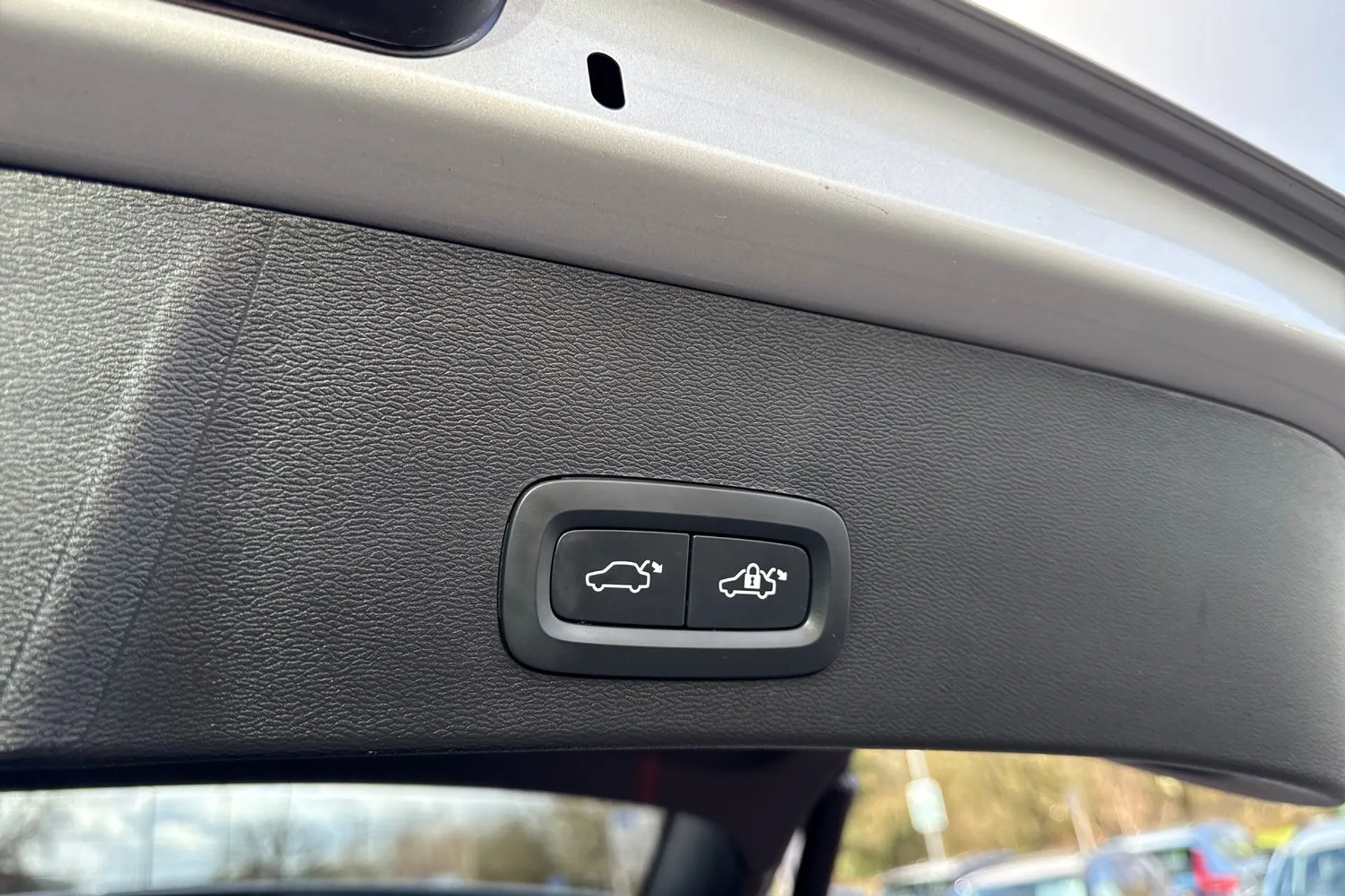 Volvo XC40 thumbnail image number 21