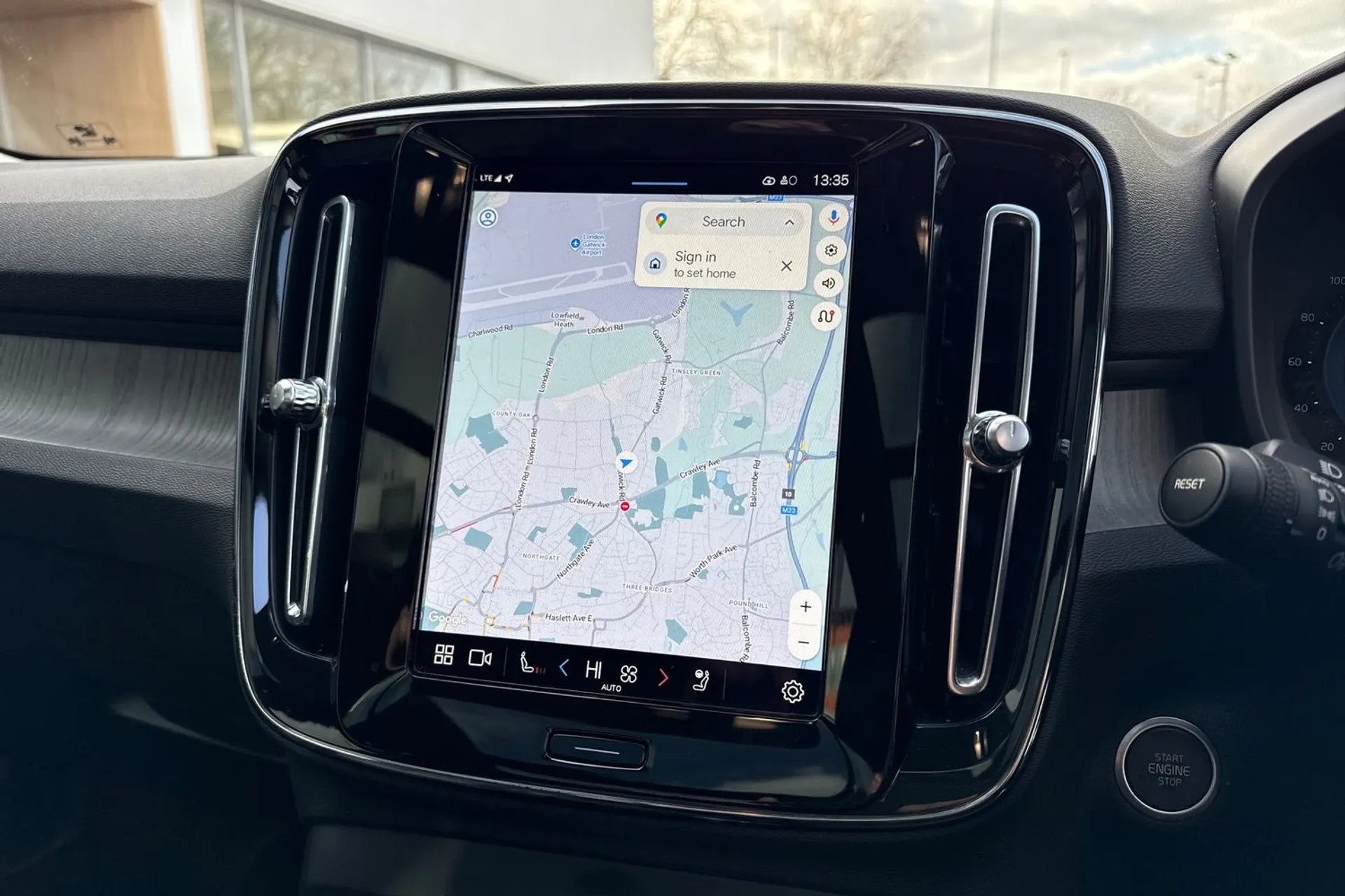 Volvo XC40 thumbnail image number 39