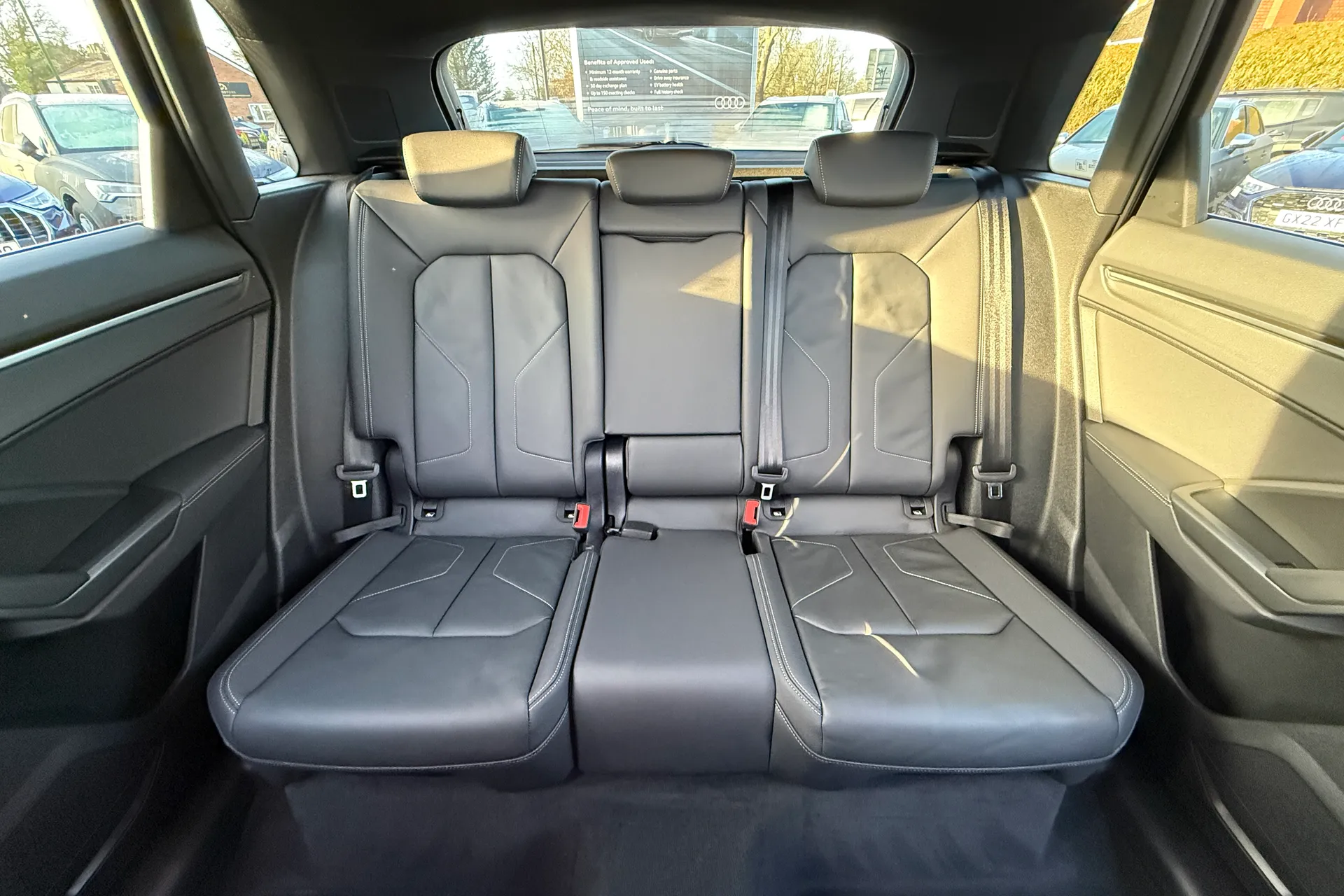 Audi Q3 thumbnail image number 35