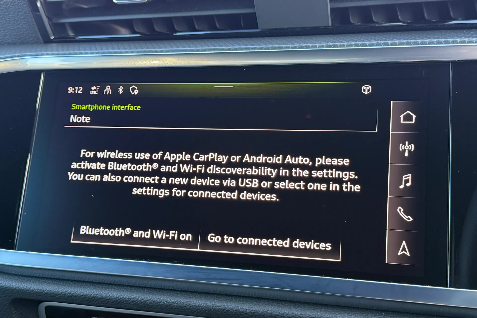 Audi Q3 thumbnail image number 11