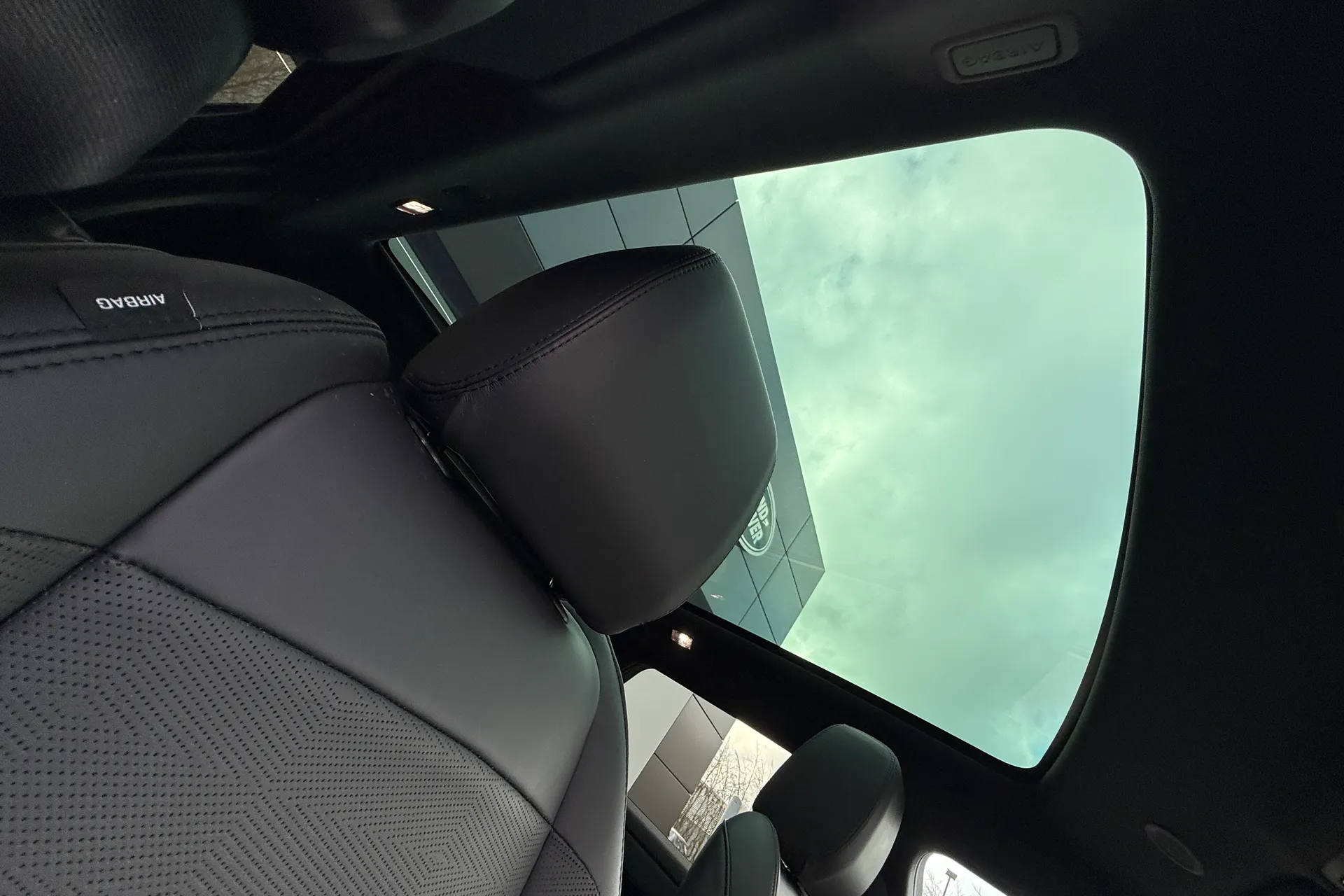 LAND ROVER RANGE ROVER EVOQUE thumbnail image number 35