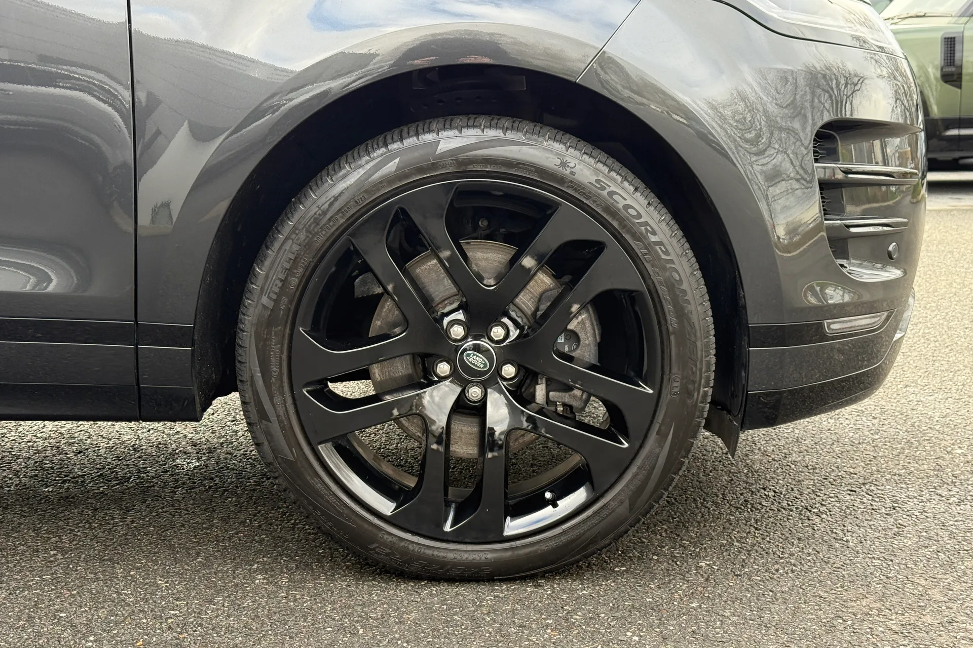 LAND ROVER RANGE ROVER EVOQUE thumbnail image number 23