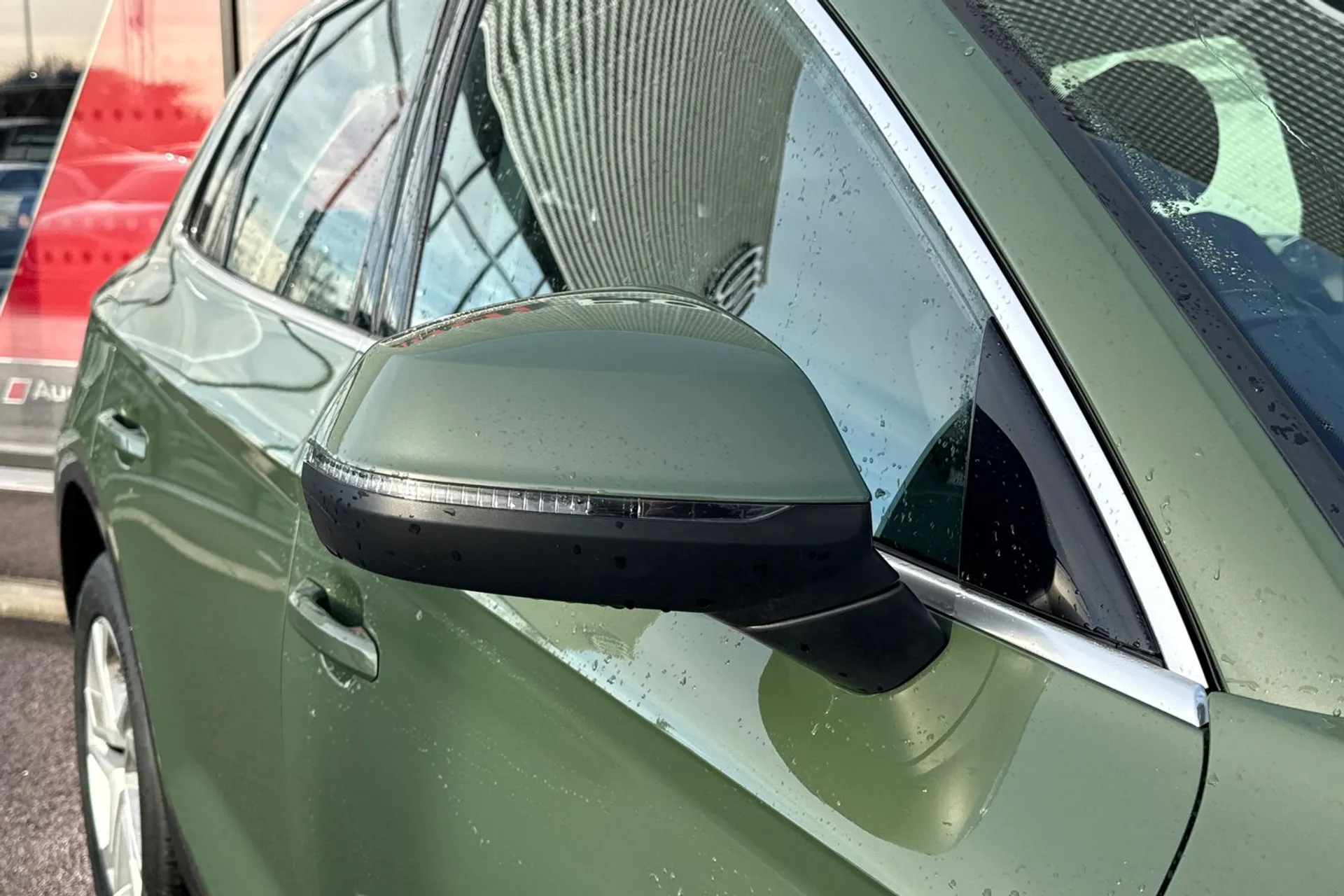 Audi Q5 thumbnail image number 31