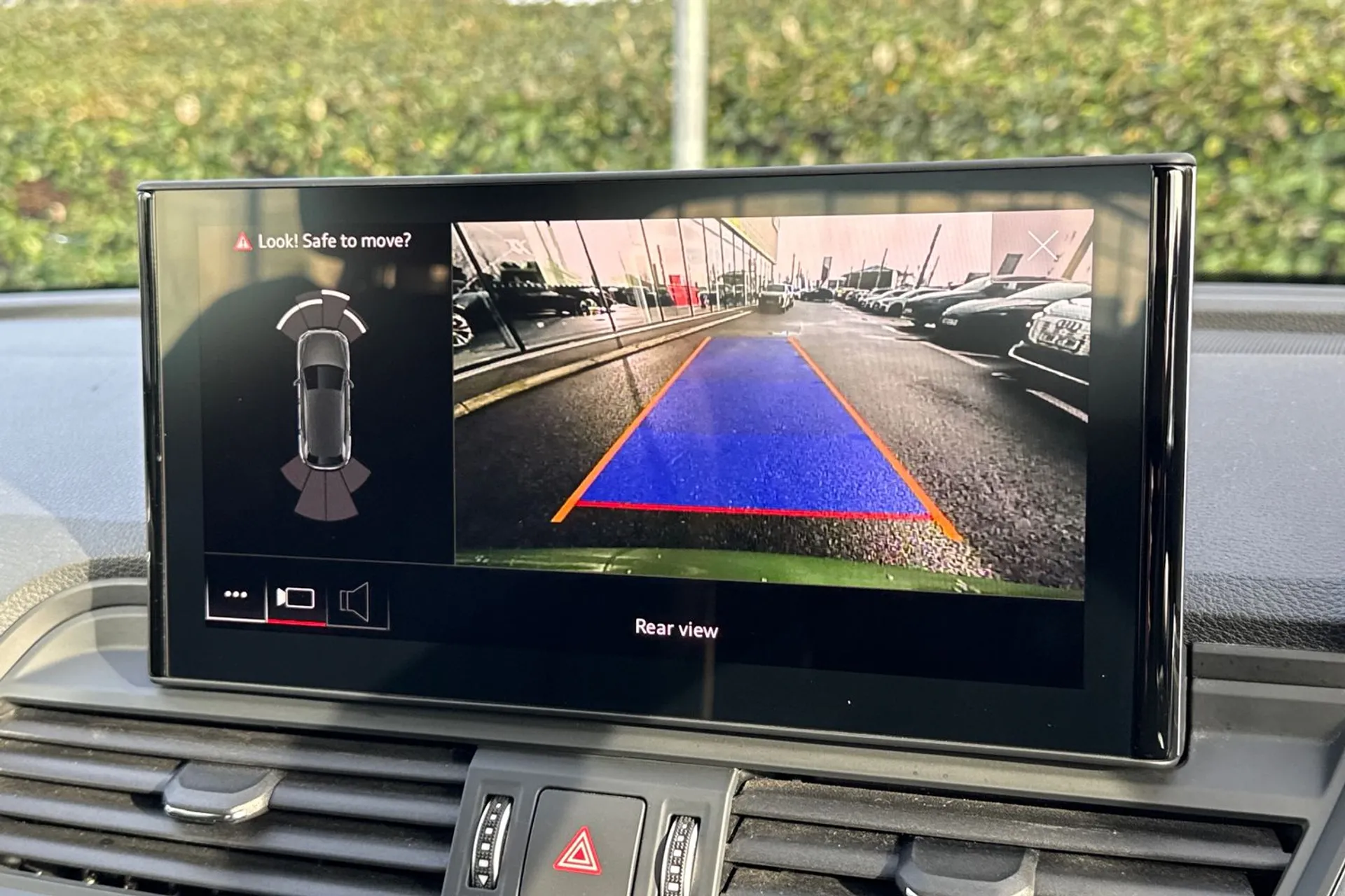 Audi Q5 thumbnail image number 4