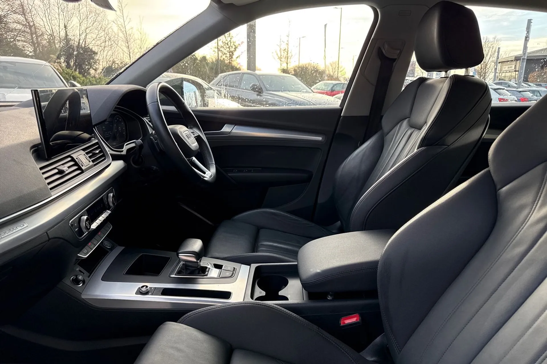 Audi Q5 thumbnail image number 44