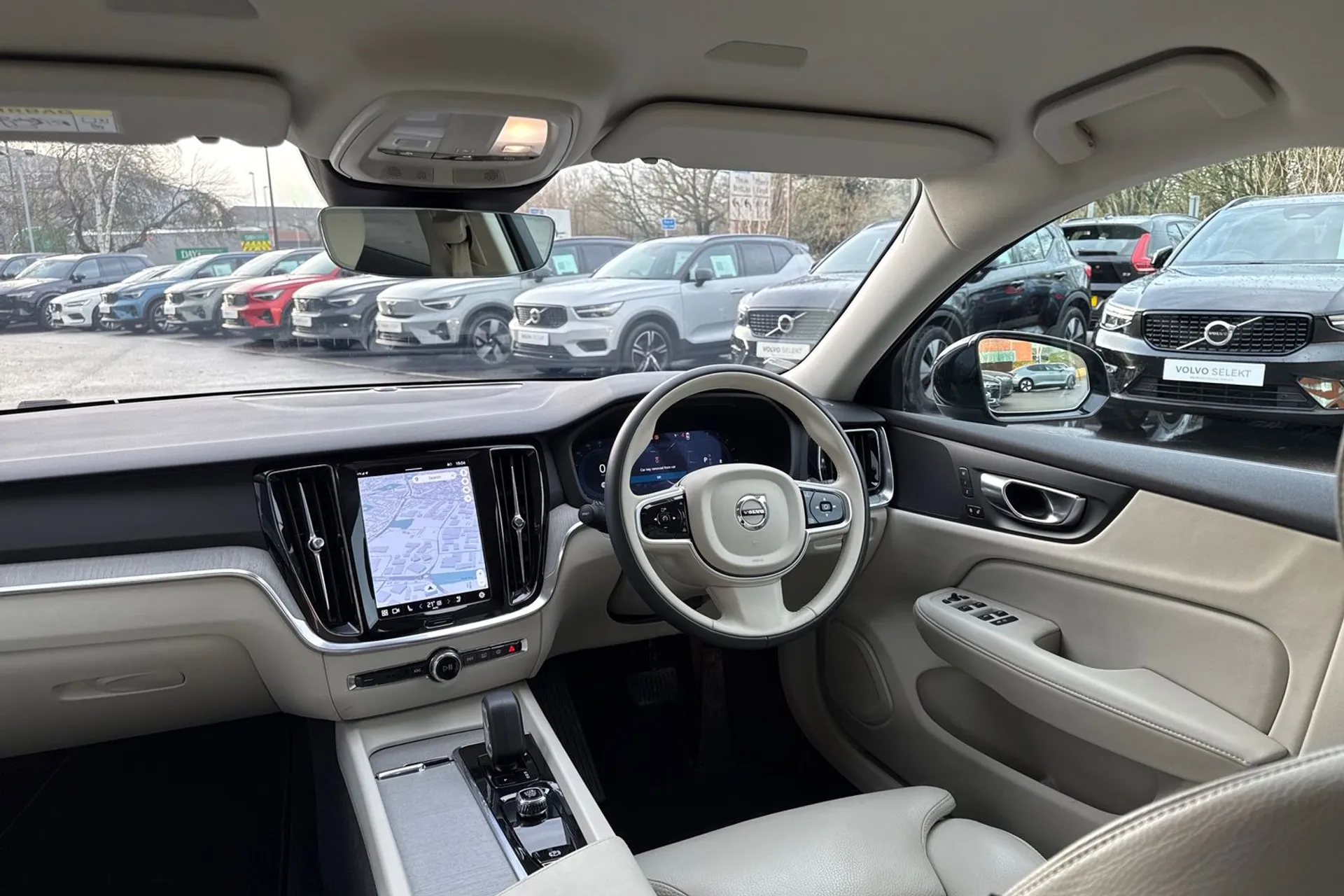 Volvo V60 thumbnail image number 34