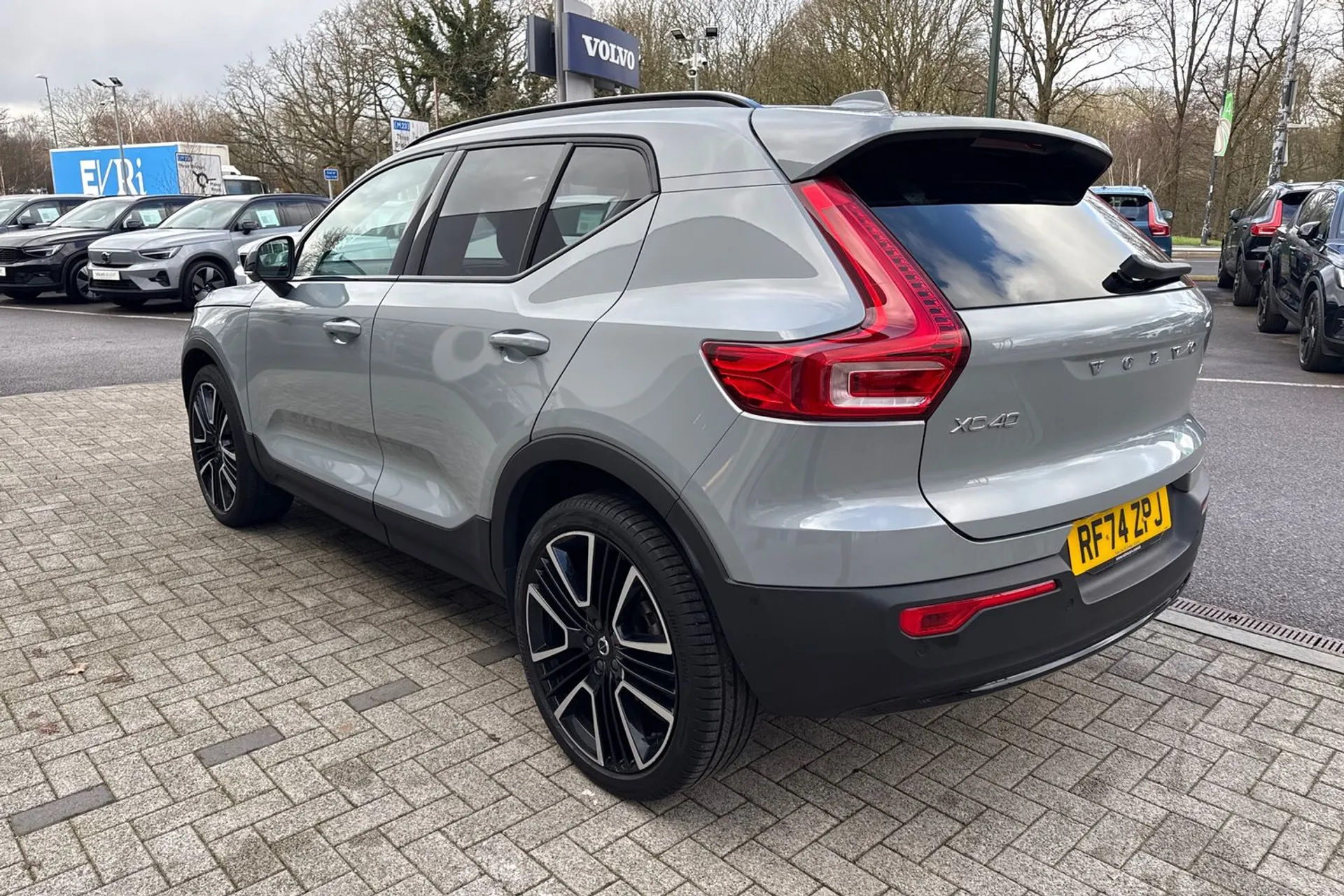 Volvo XC40 thumbnail image number 10