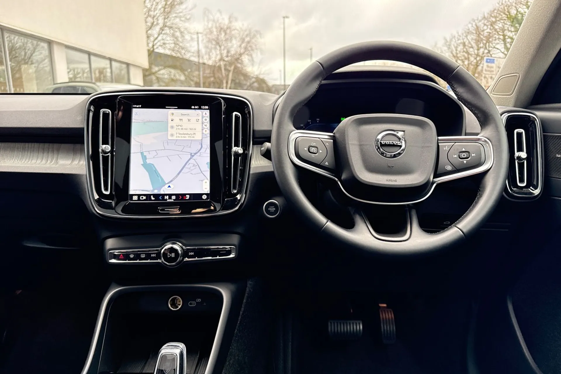 Volvo XC40 thumbnail image number 34