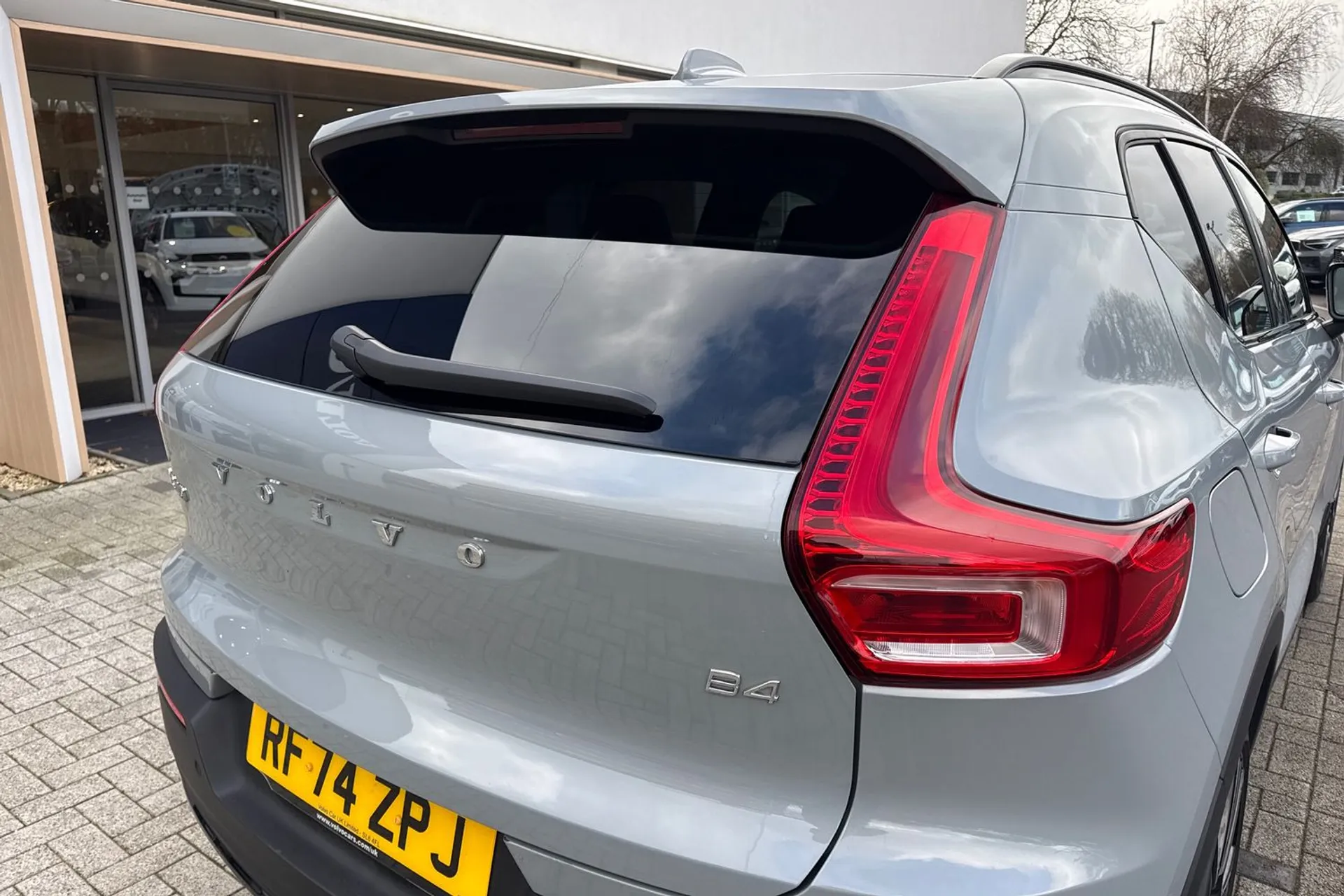 Volvo XC40 thumbnail image number 16