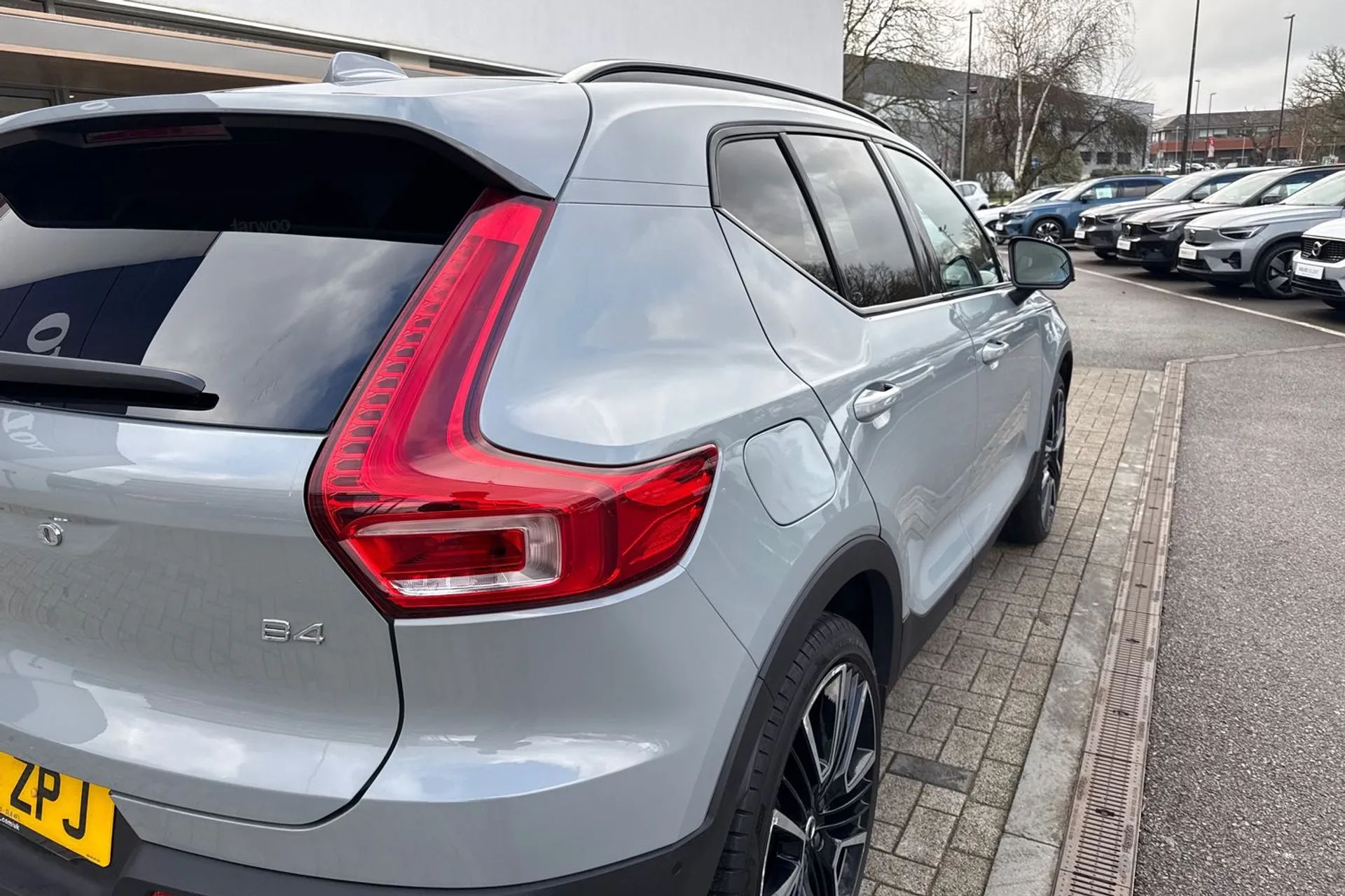 Volvo XC40 thumbnail image number 15