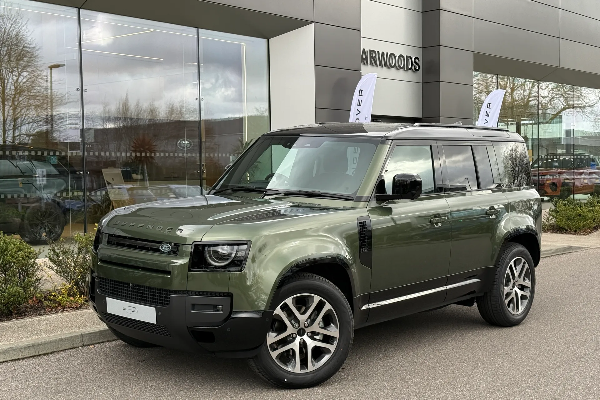 LAND ROVER DEFENDER thumbnail image number 18