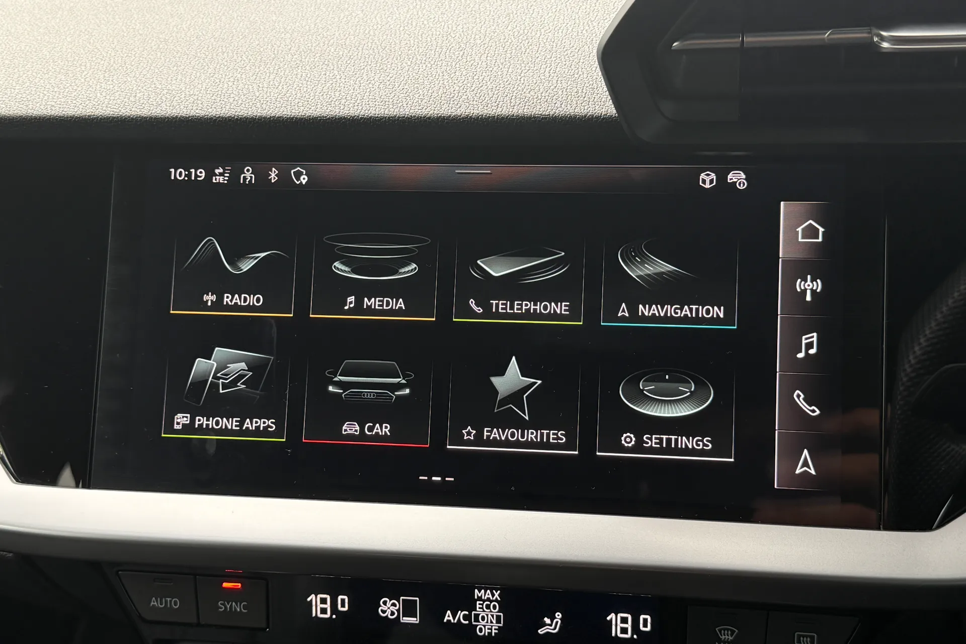 Audi A3 thumbnail image number 33