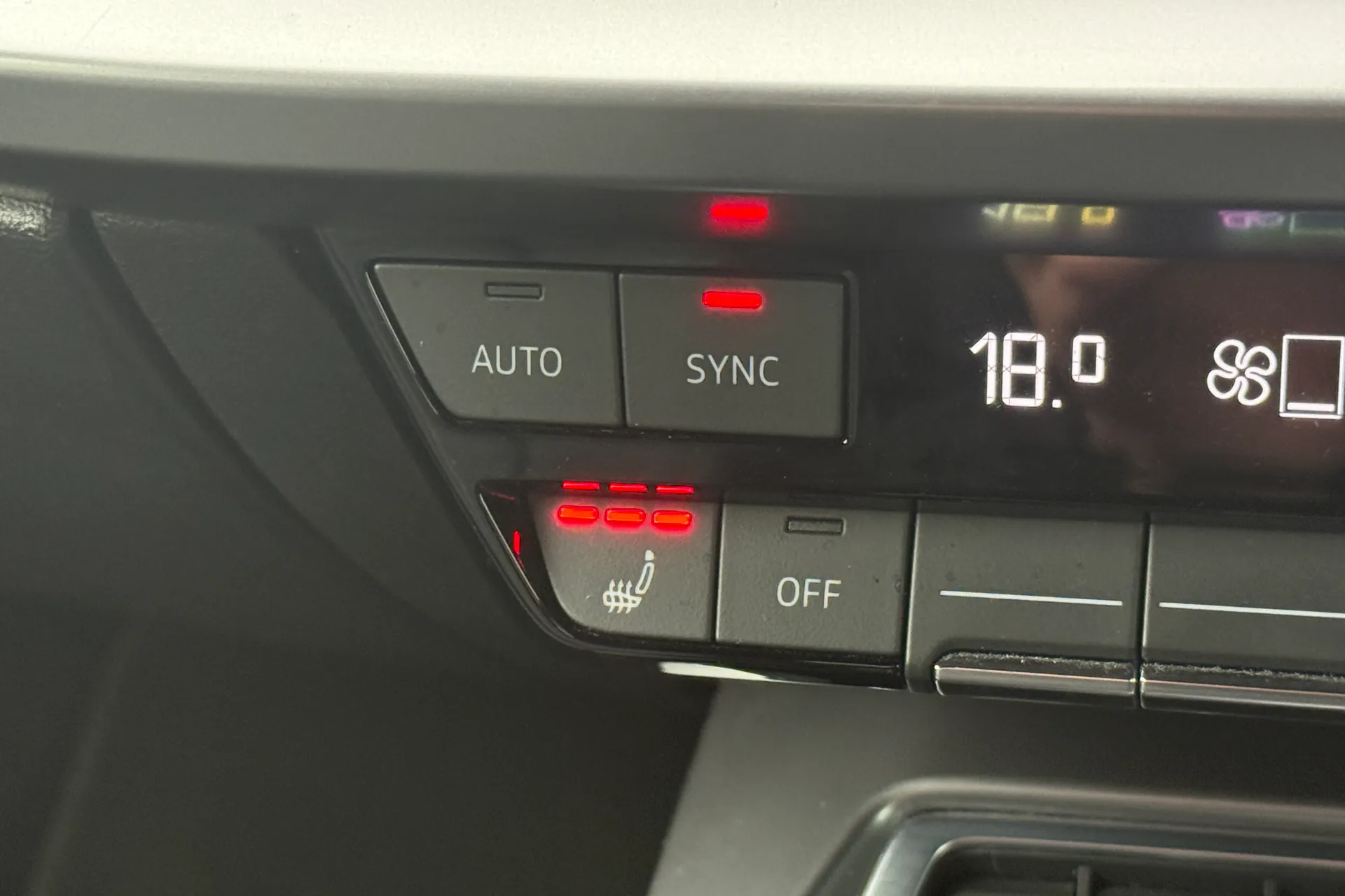 Audi A3 thumbnail image number 6