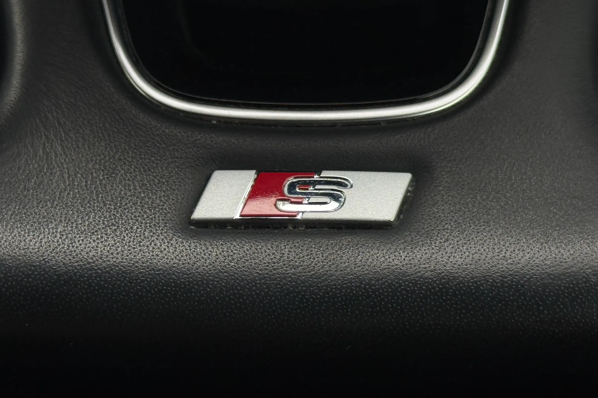 Audi A3 thumbnail image number 17