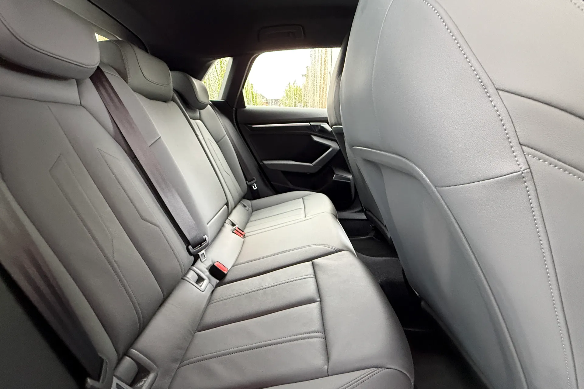 Audi A3 thumbnail image number 44
