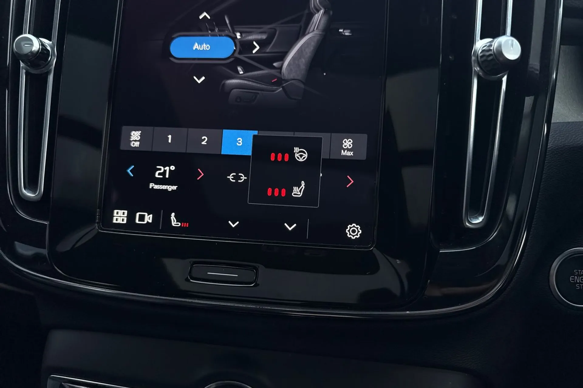 Volvo XC40 thumbnail image number 40