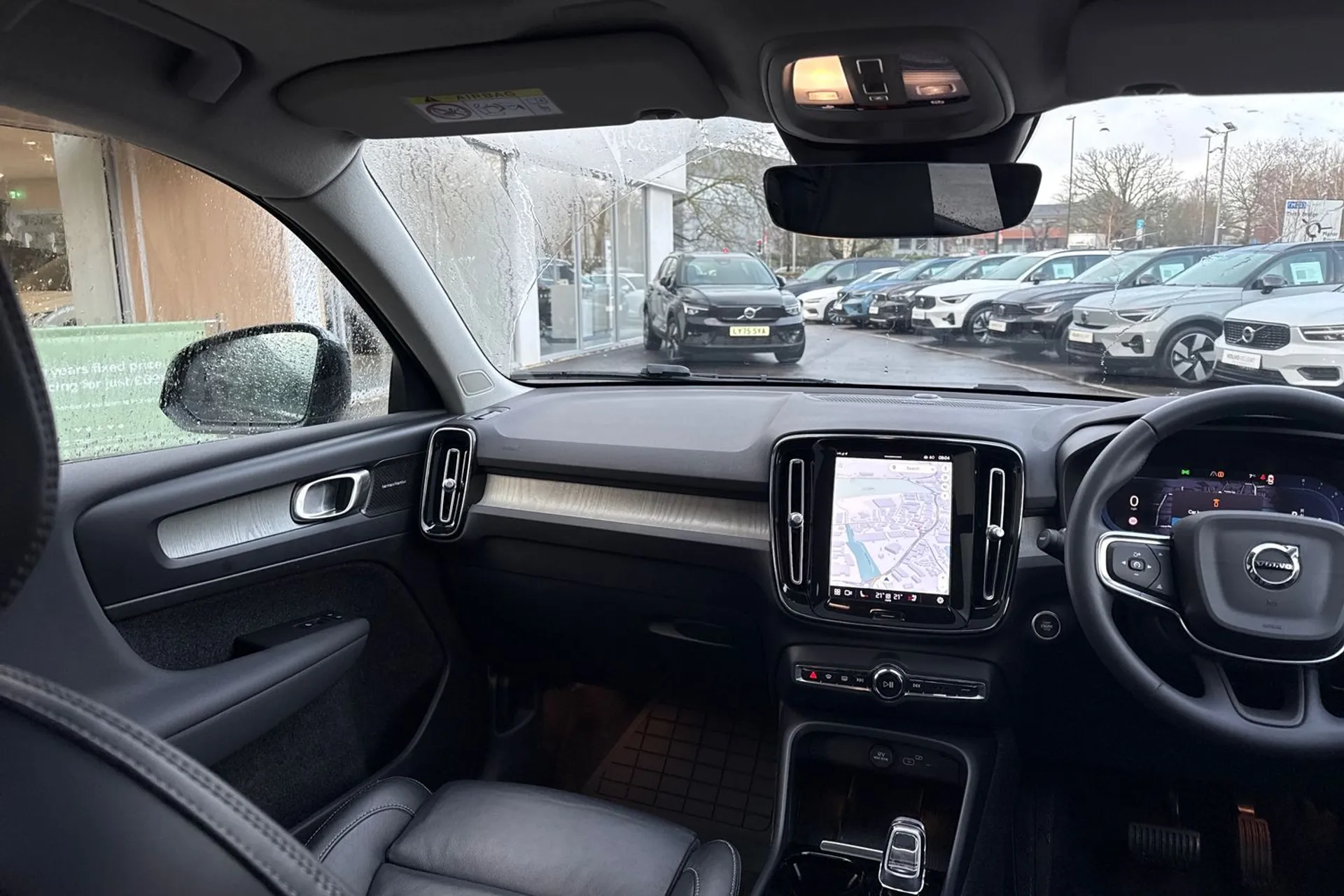 Volvo XC40 thumbnail image number 32